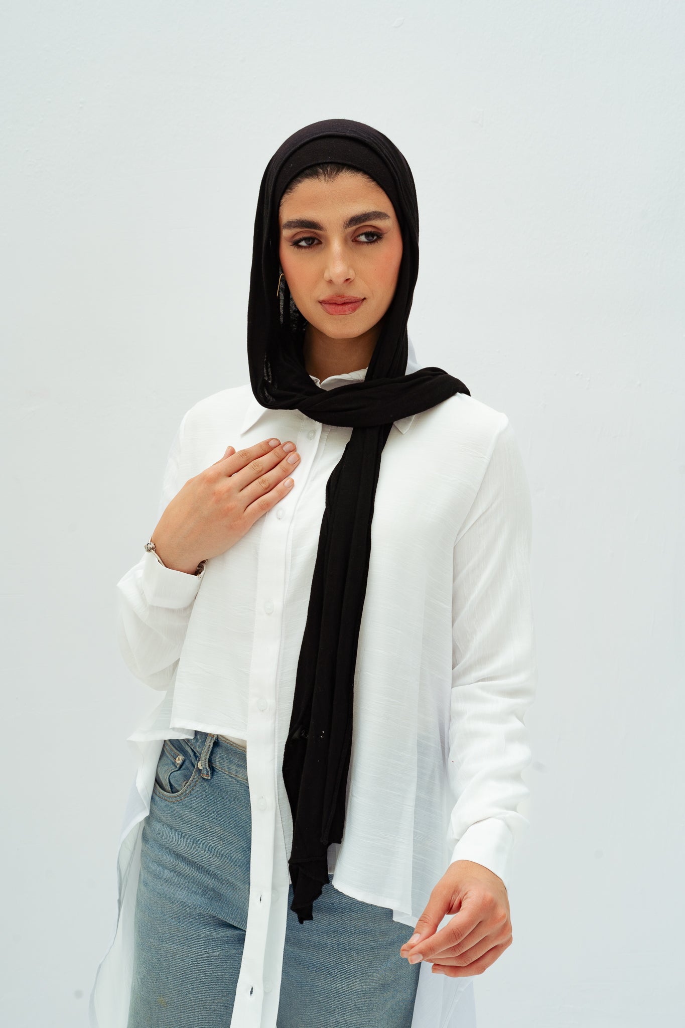 All around Asymmetric top in White