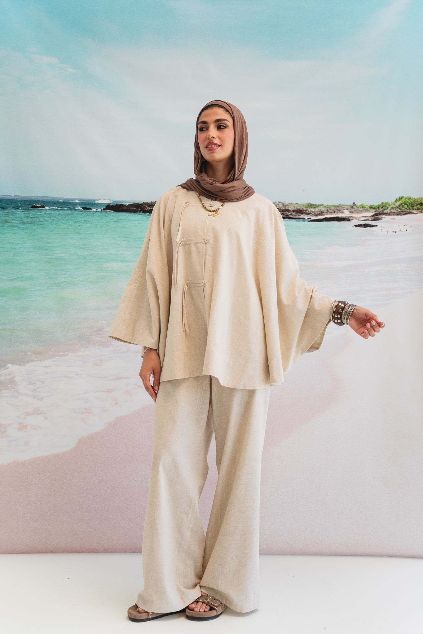 Golden Sands set in Beige