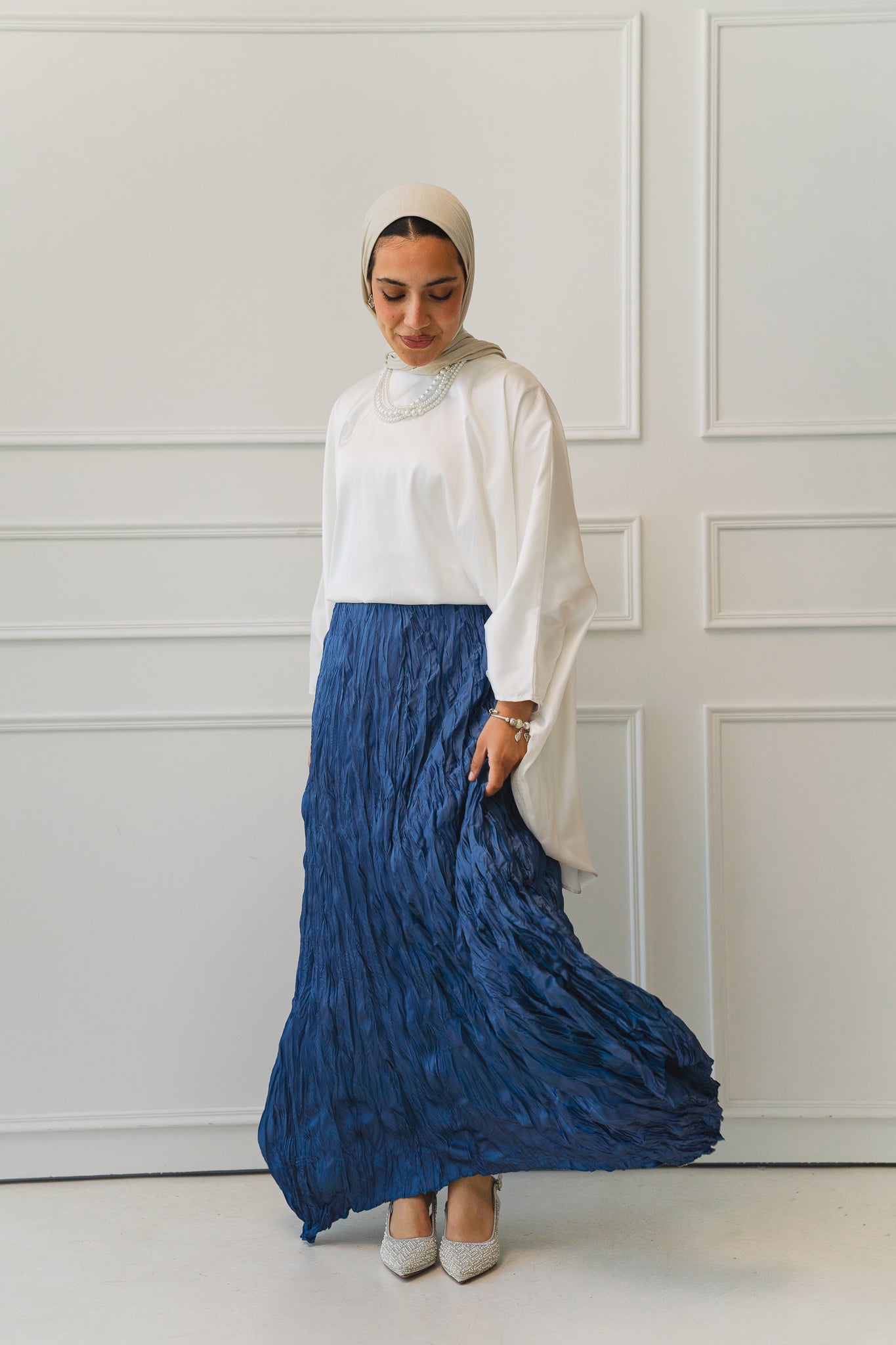 Anne Crushed skirt in Azure blue