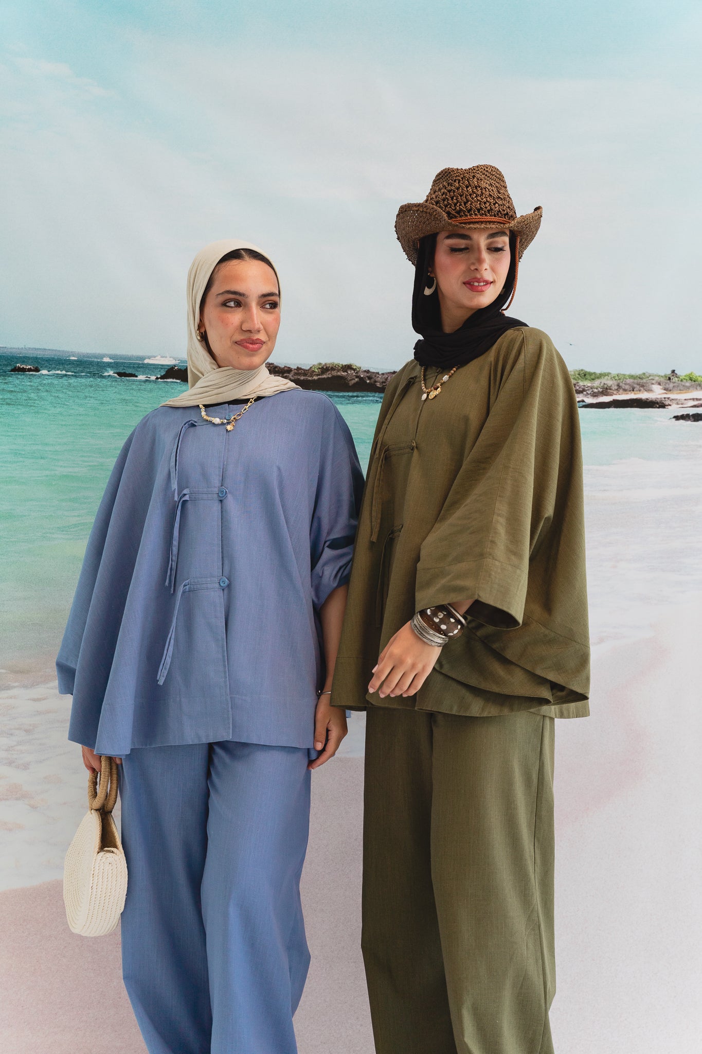 Golden Sands set in Olive