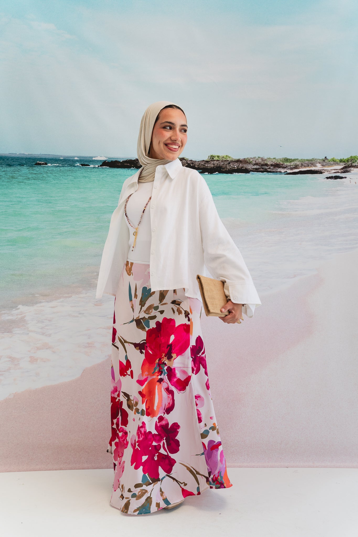 Pastel cloud cropped shirt in White