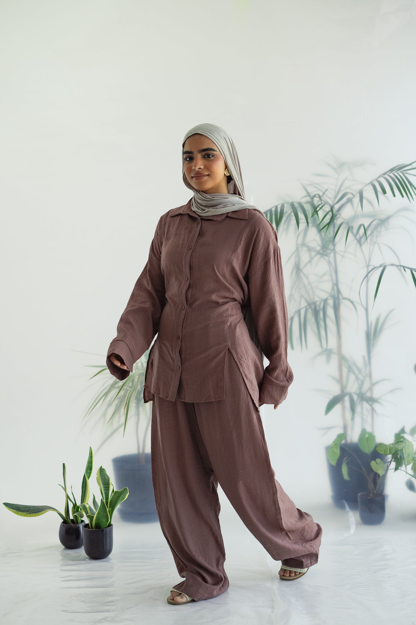 Eva set in brown