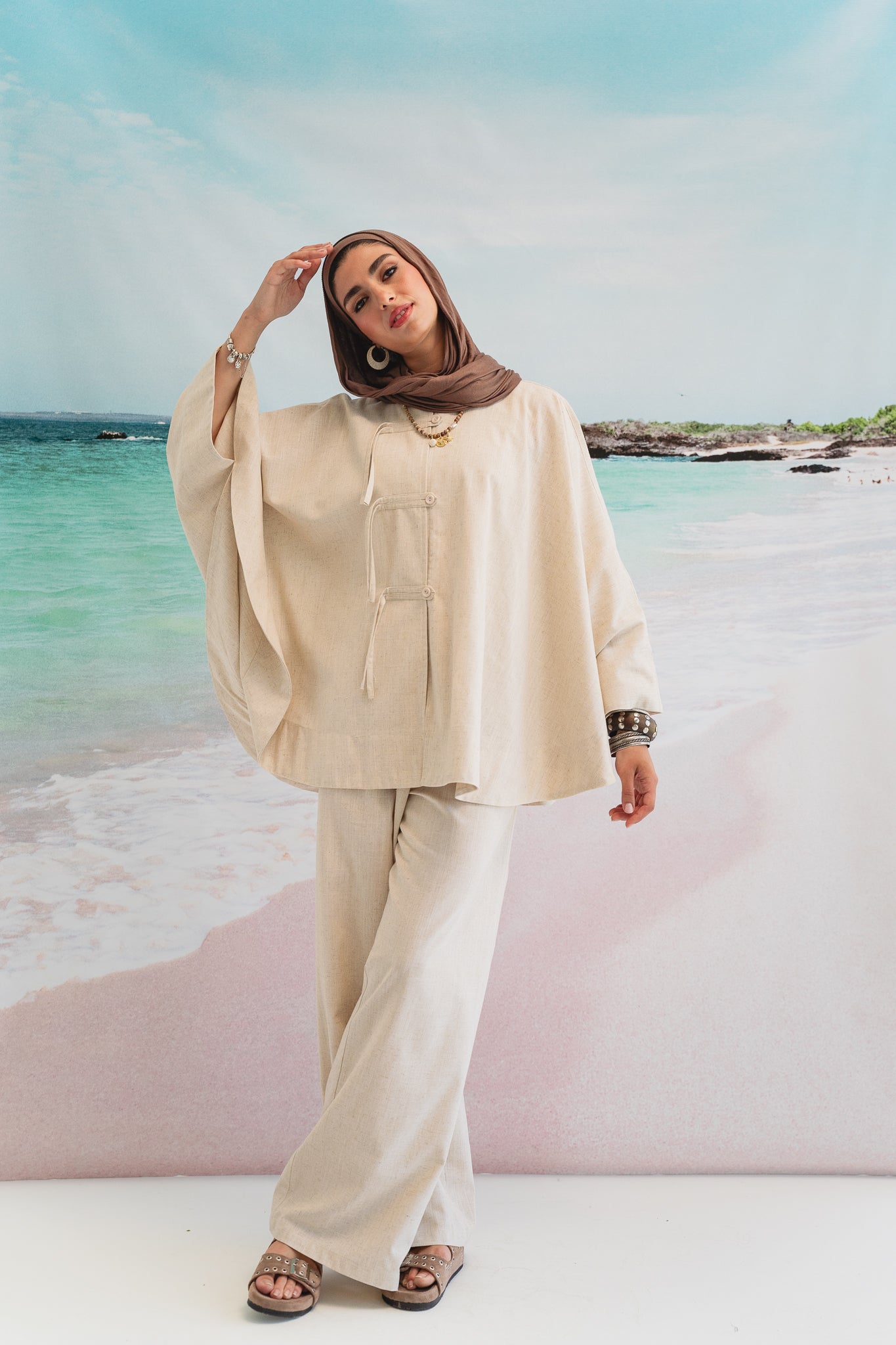 Golden Sands set in Beige