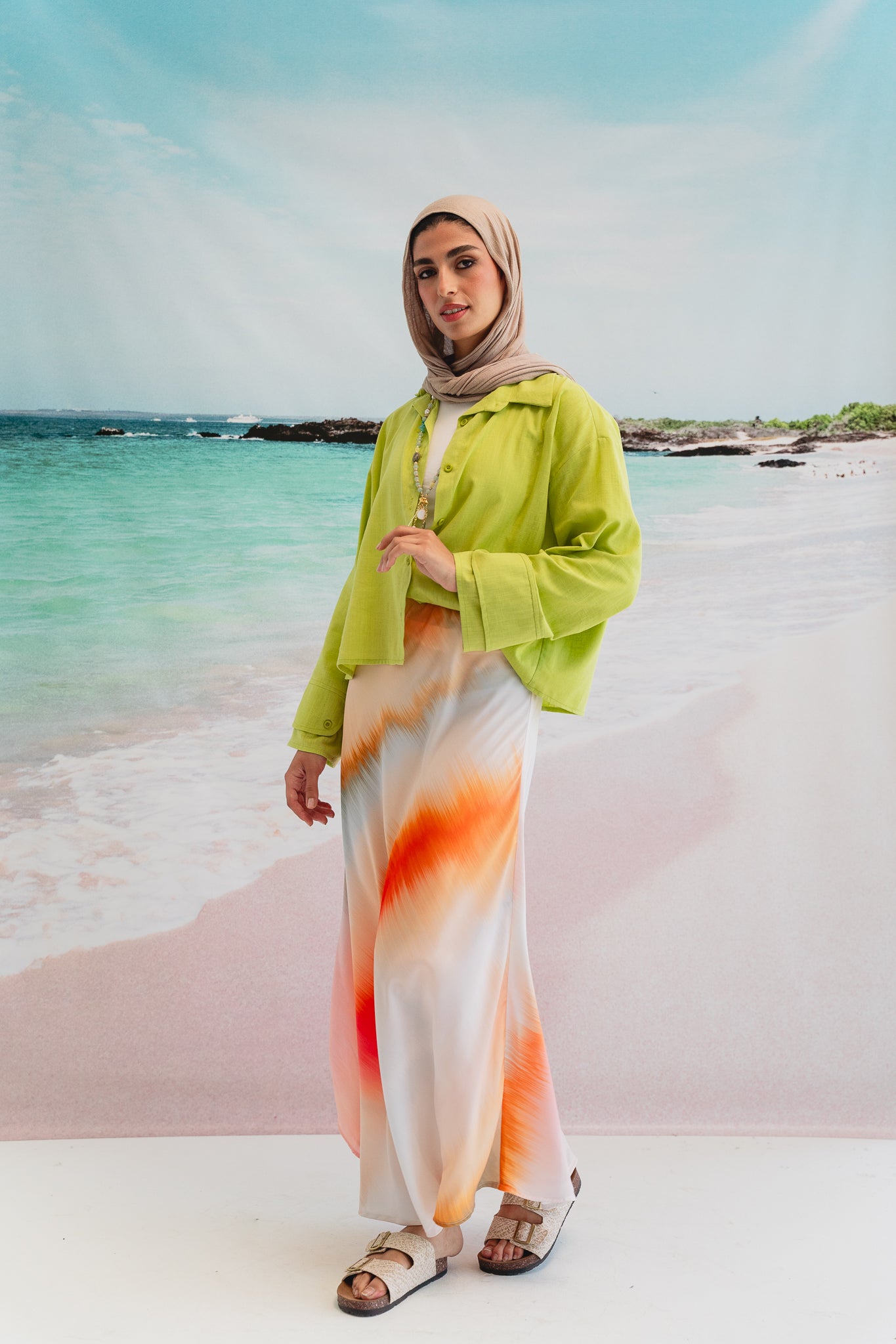 Pastel cloud cropped shirt in Lime