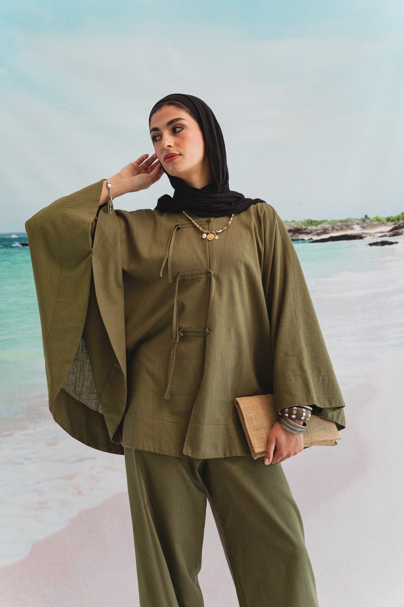 Golden Sands set in Olive