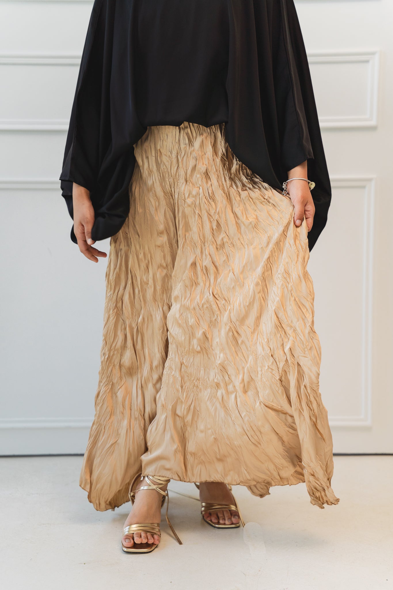 Anne Crushed skirt in Golden beige