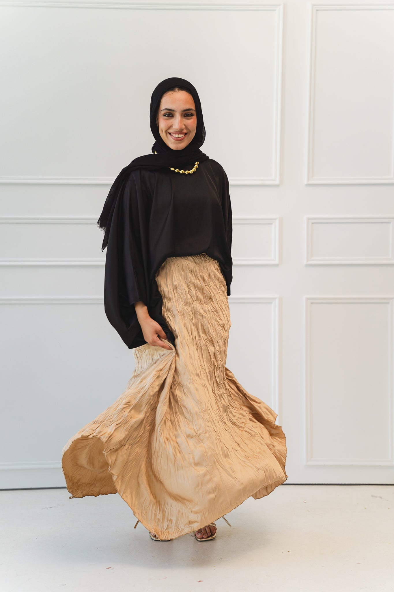 Anne Crushed skirt in Golden beige