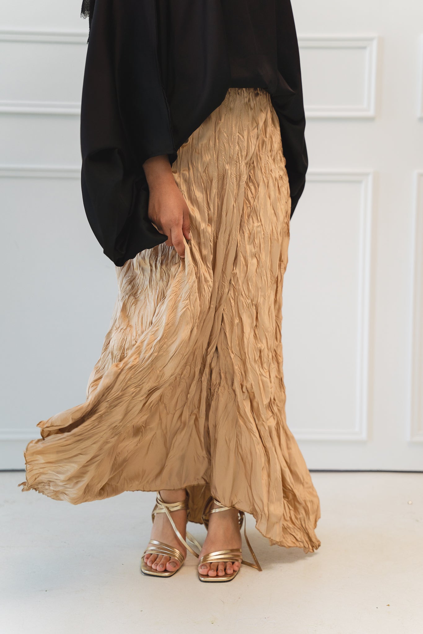 Anne Crushed skirt in Golden beige