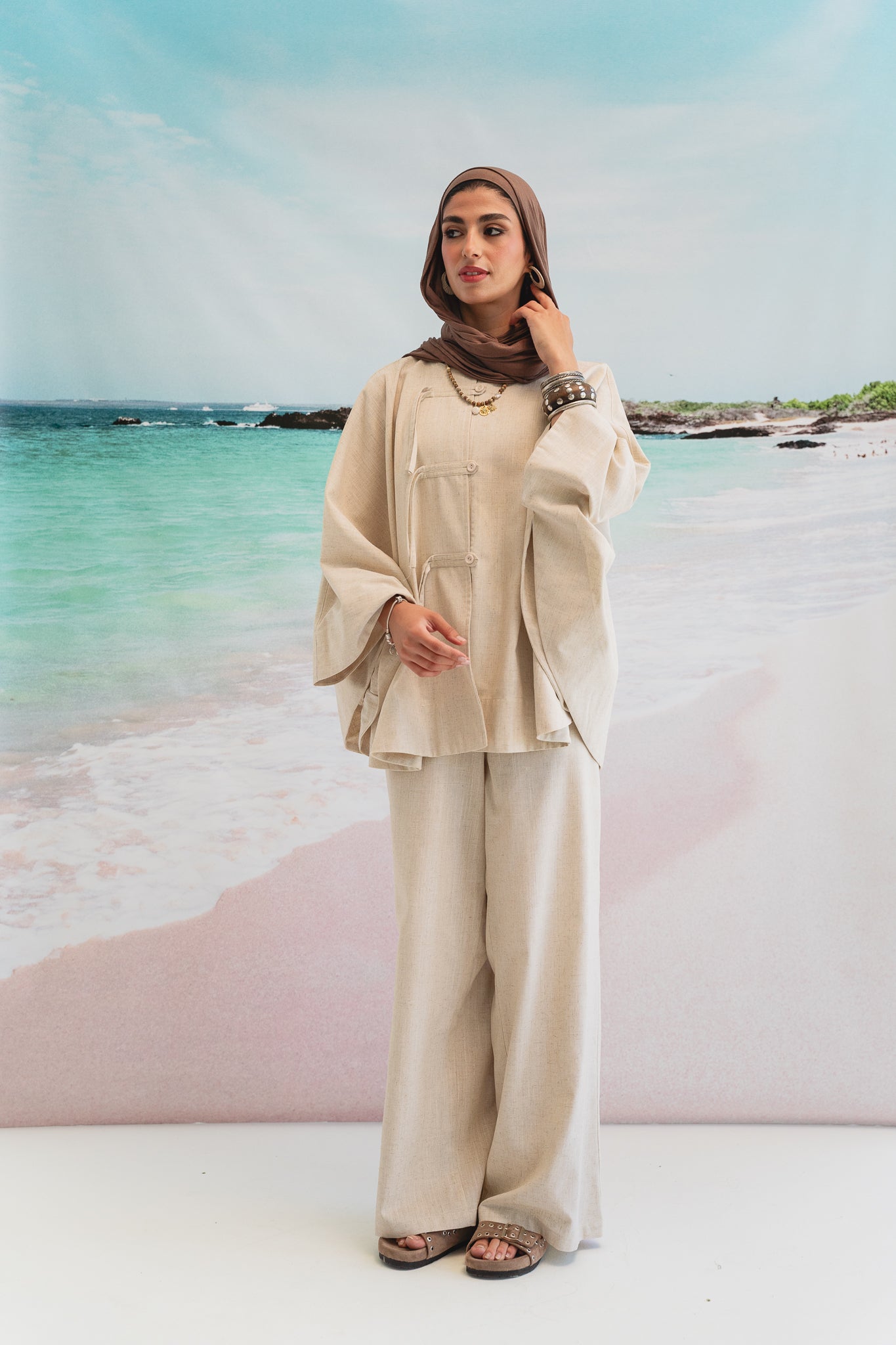 Golden Sands set in Beige