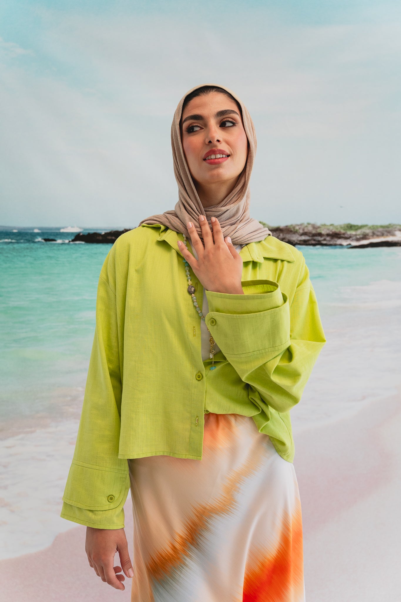 Pastel cloud cropped shirt in Lime