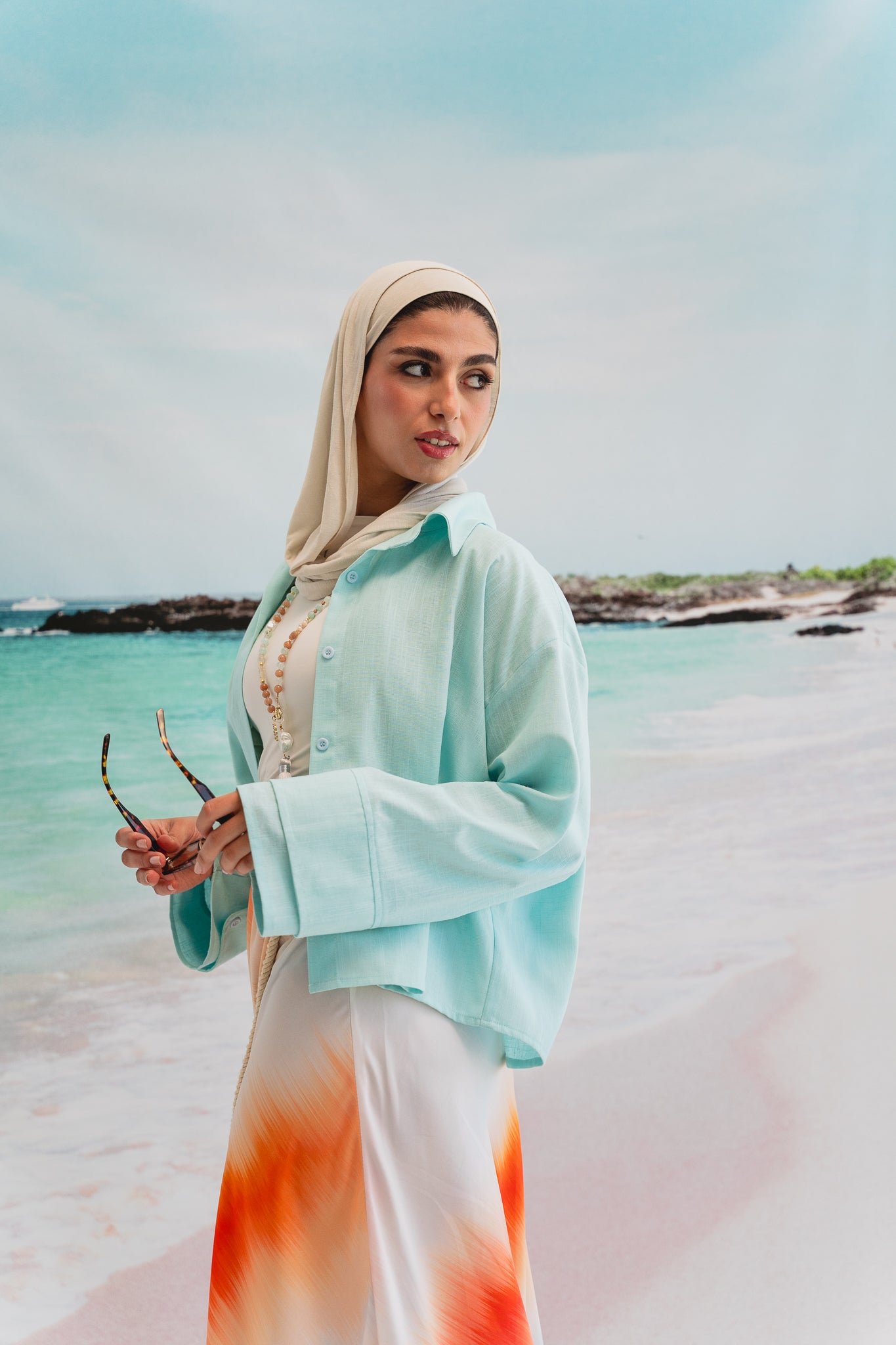 Pastel cloud cropped shirt in Aqua