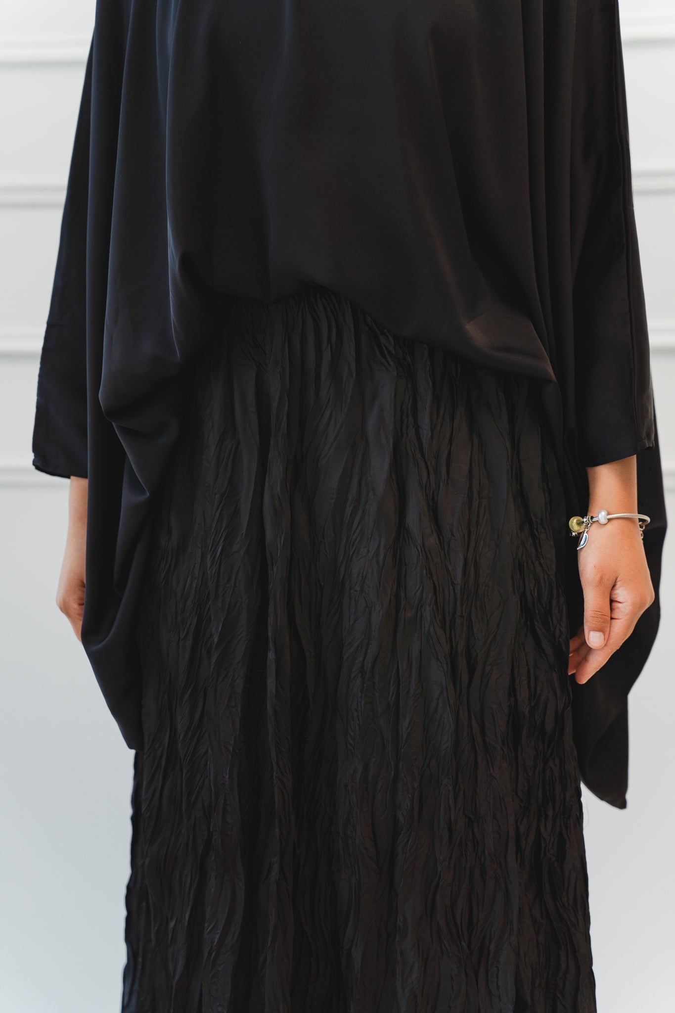 Anne Crushed skirt in Black