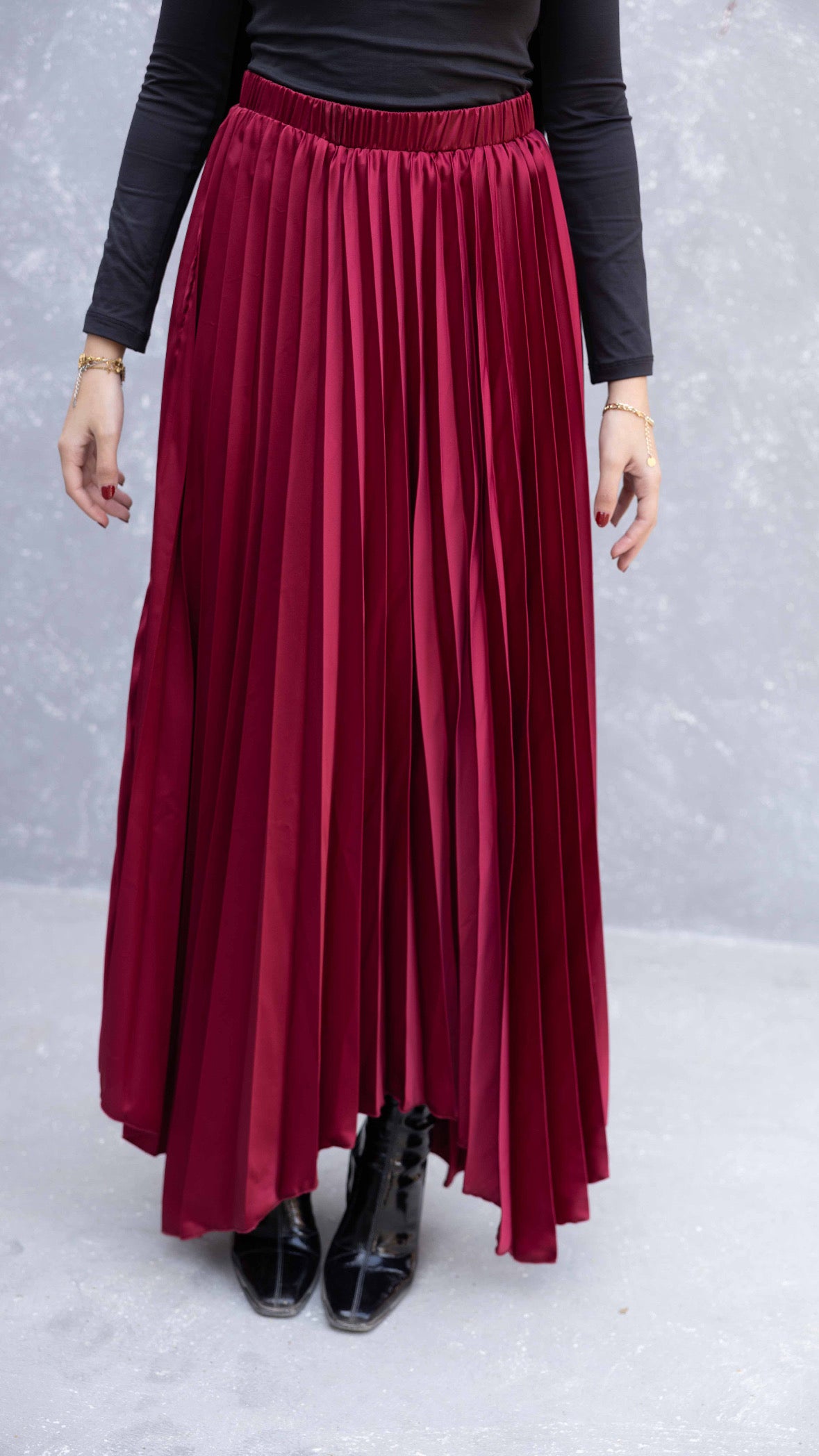 Ash Asymmetrical Skirt in Burgundy