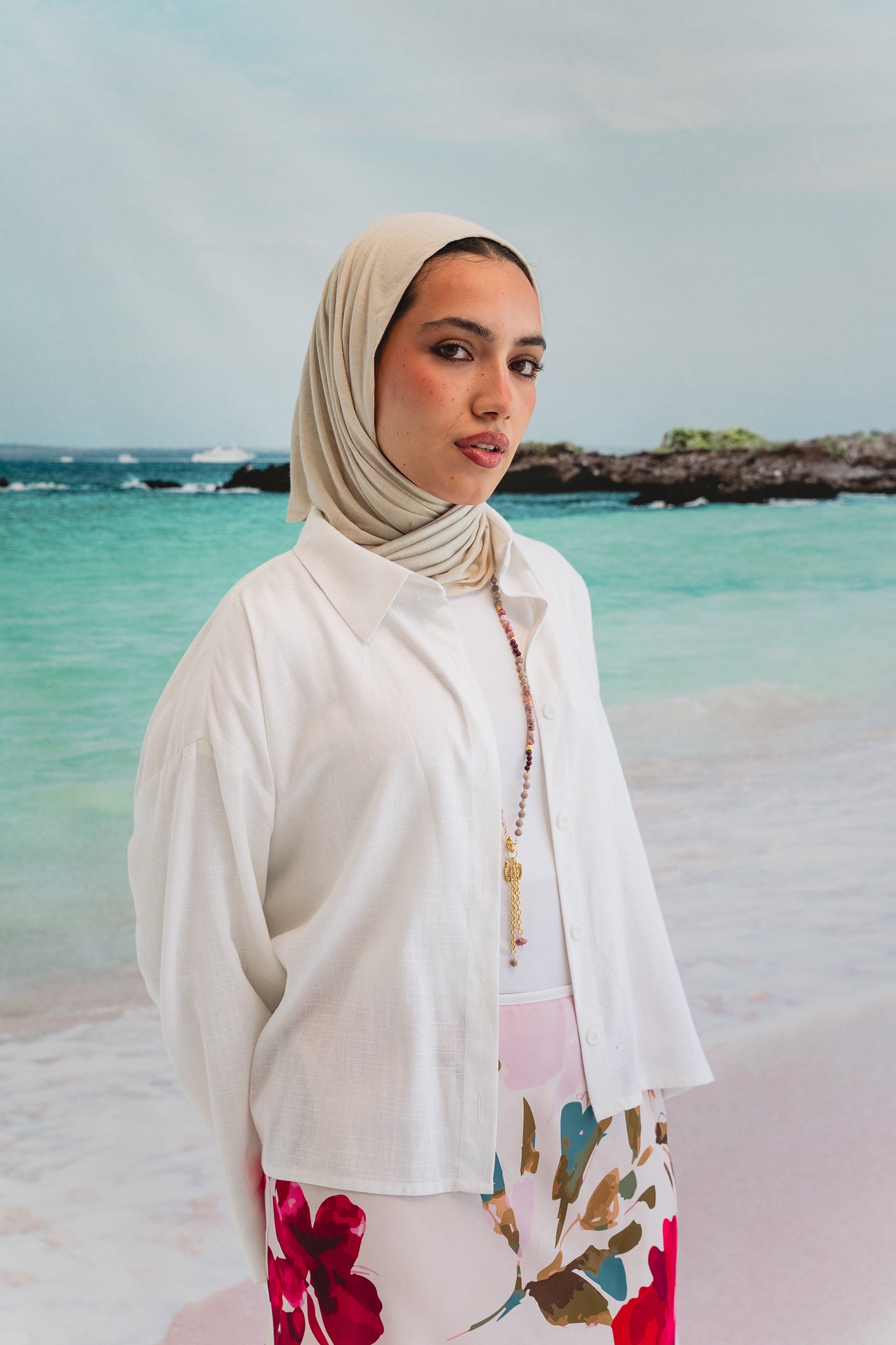 Pastel cloud cropped shirt in White