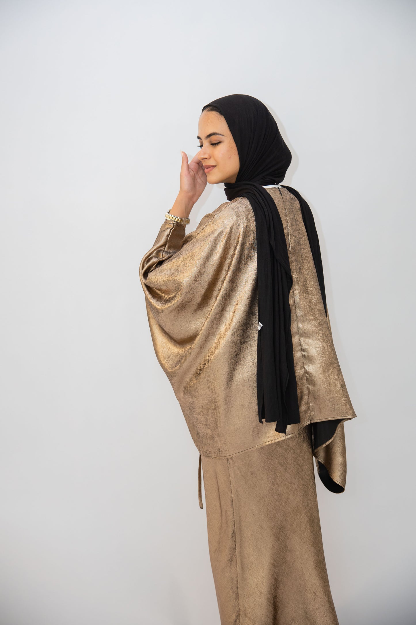 Nayla set in Bronze