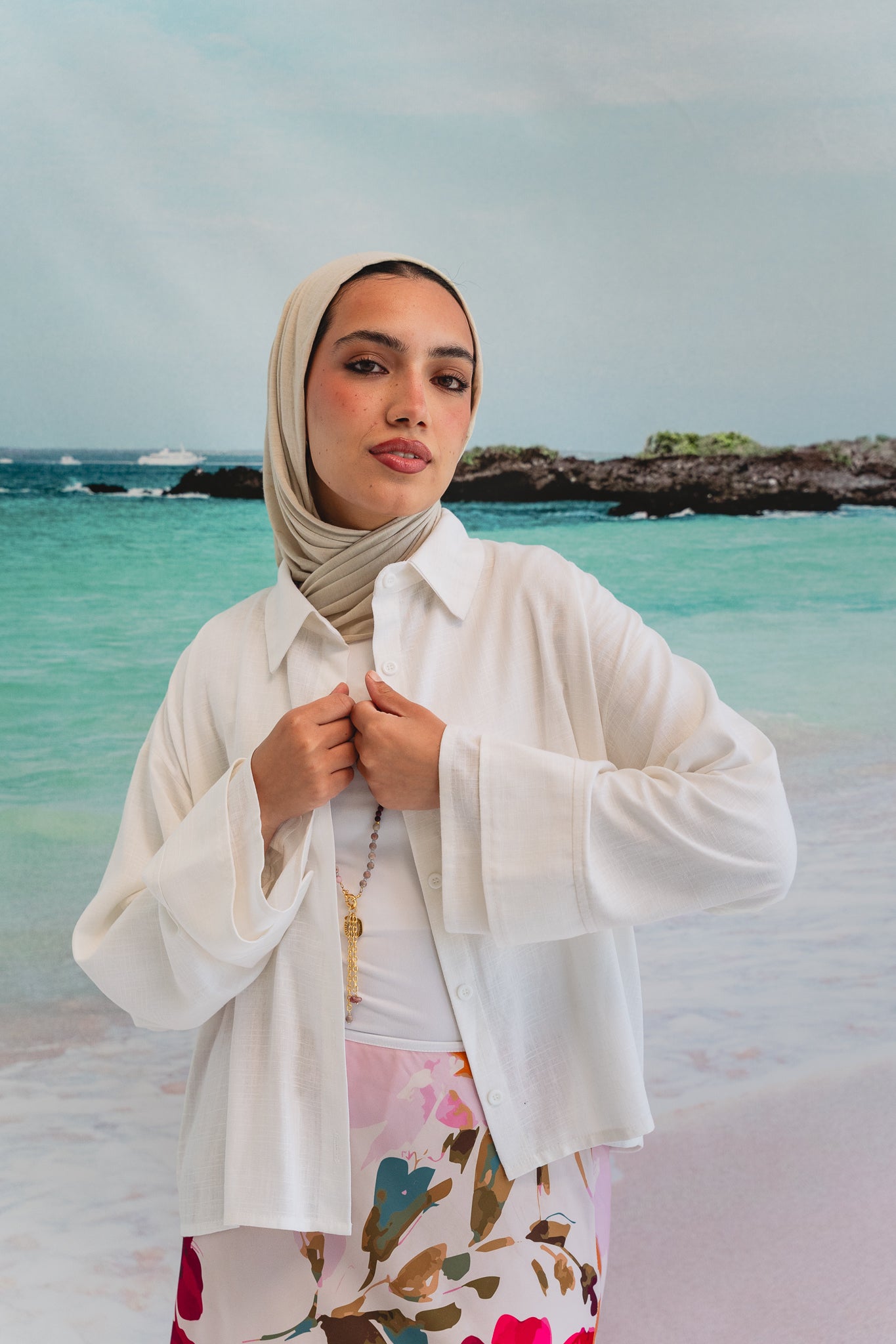 Pastel cloud cropped shirt in White