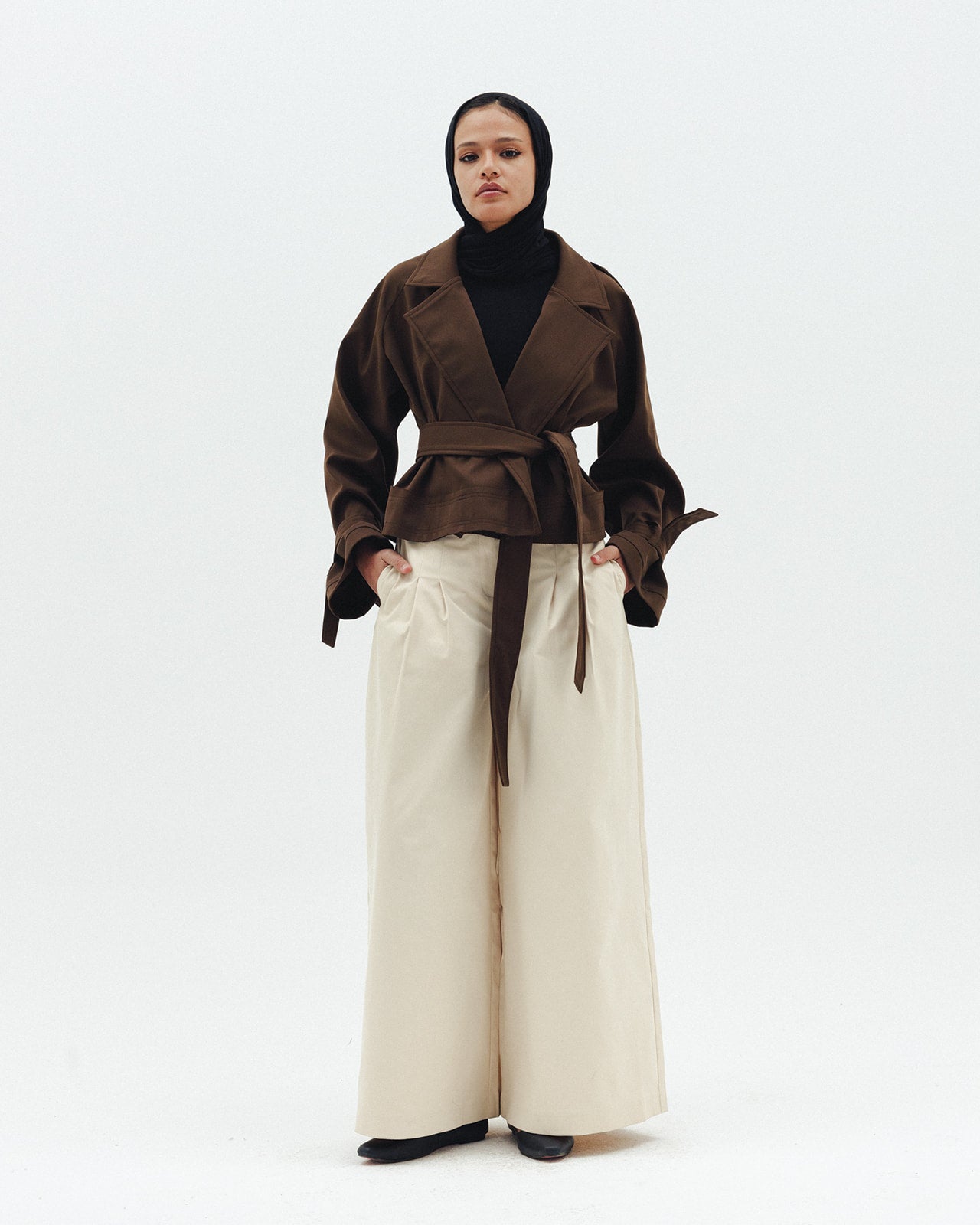 Cropped Trench Coat in Brown