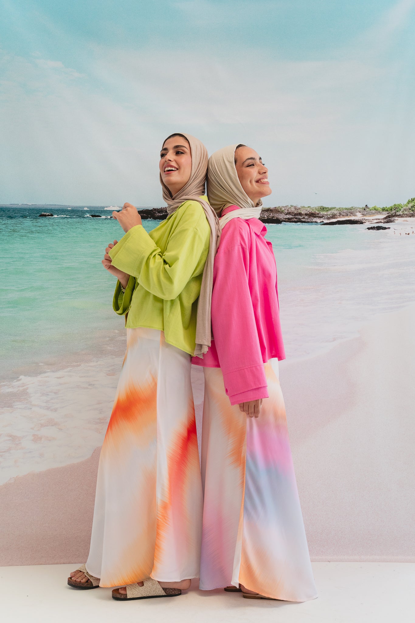 Pastel cloud cropped shirt in Pink