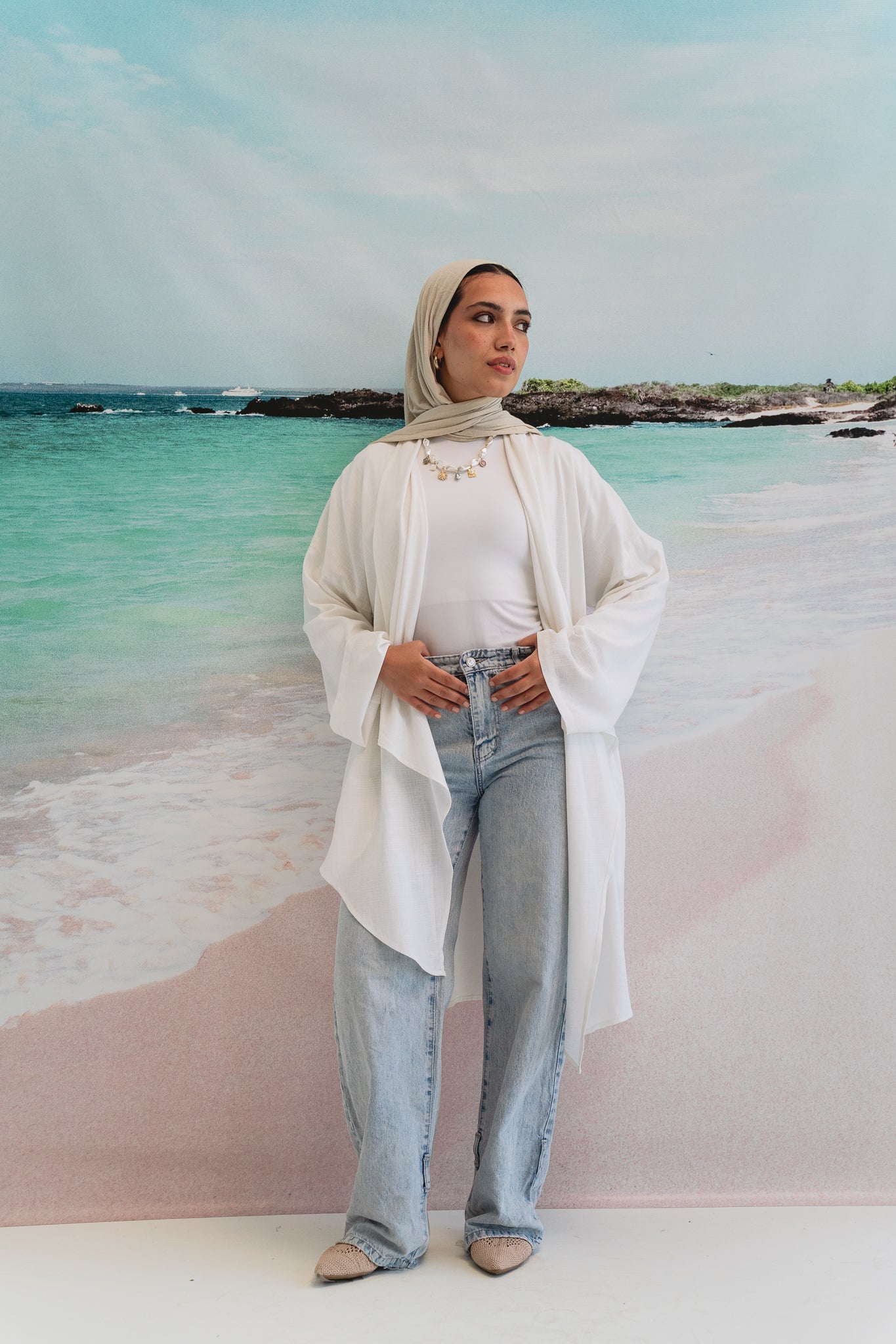 Asymmetrical Linen Petal kimono in White