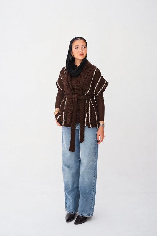 Gold Threads Knit Vest in Brown