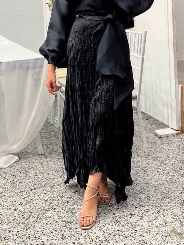 Anne Crushed skirt in Black