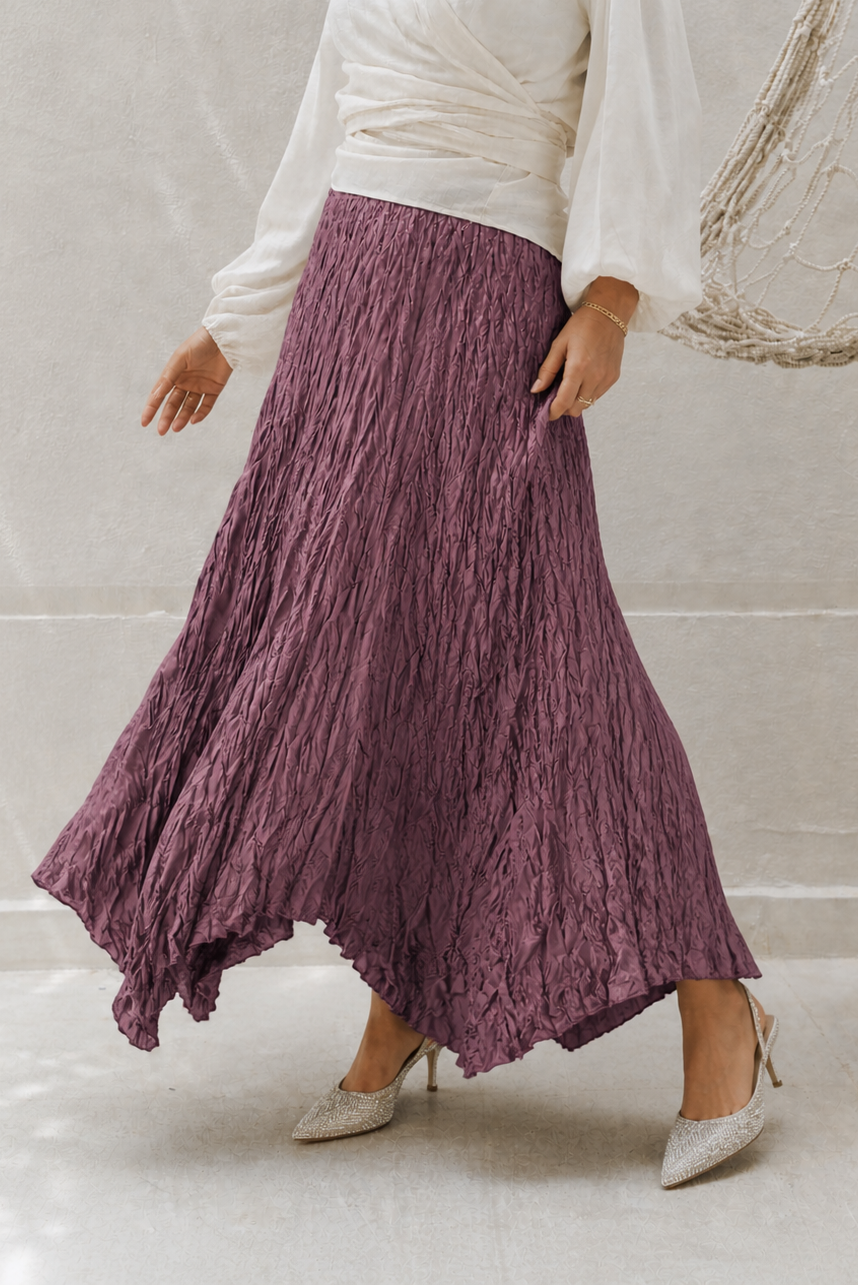 Anne Crushed skirt in Mauve wine