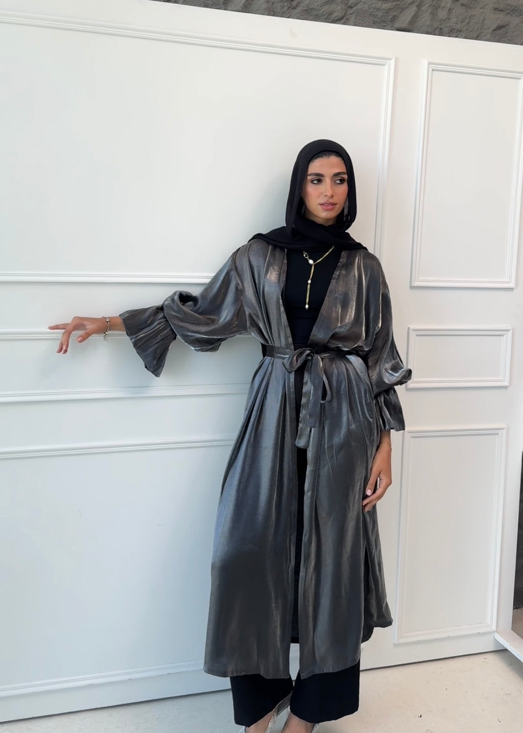 Layal shimmery kimono in Silver