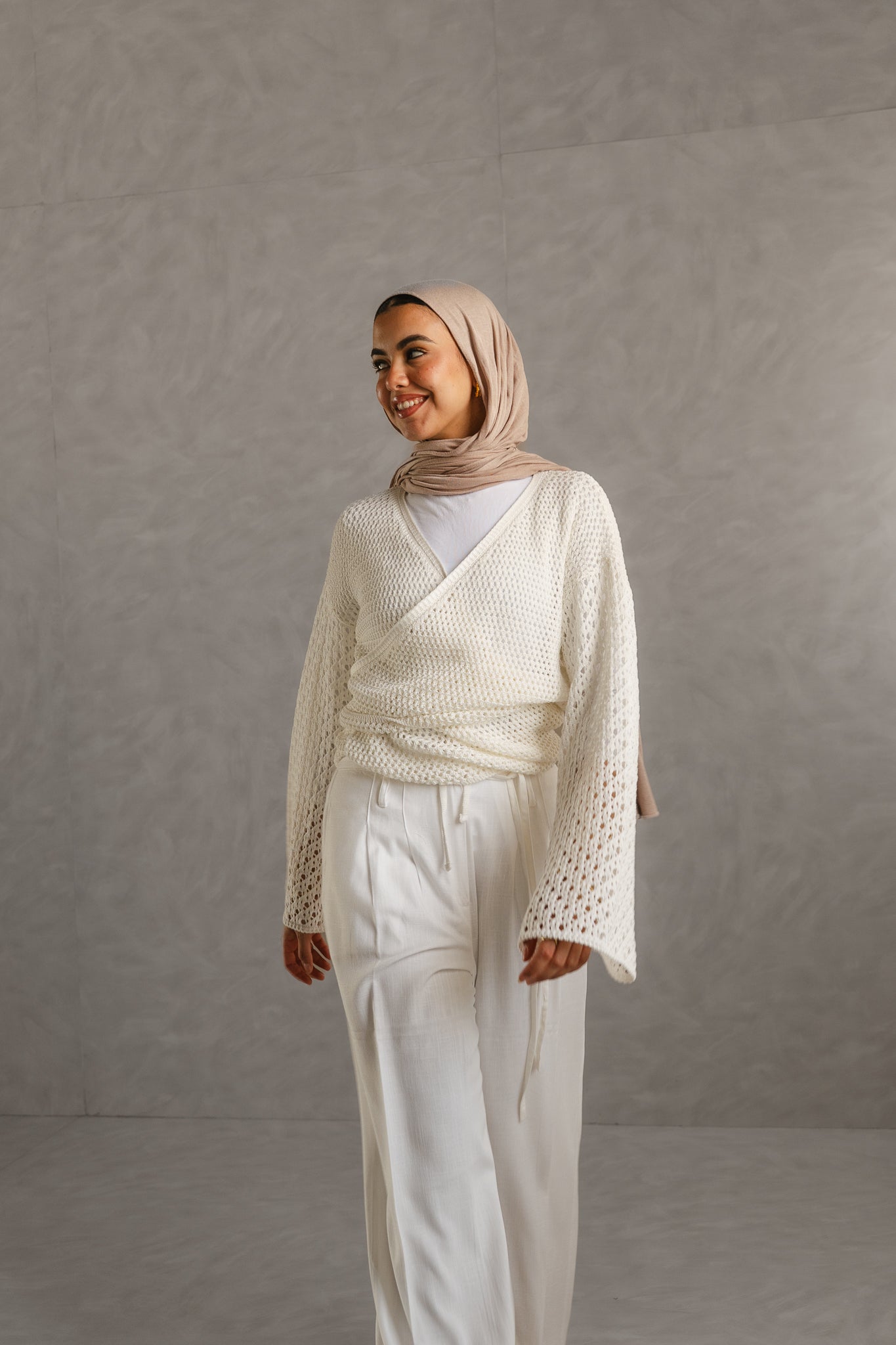Seashell Wrap Top in Off-white