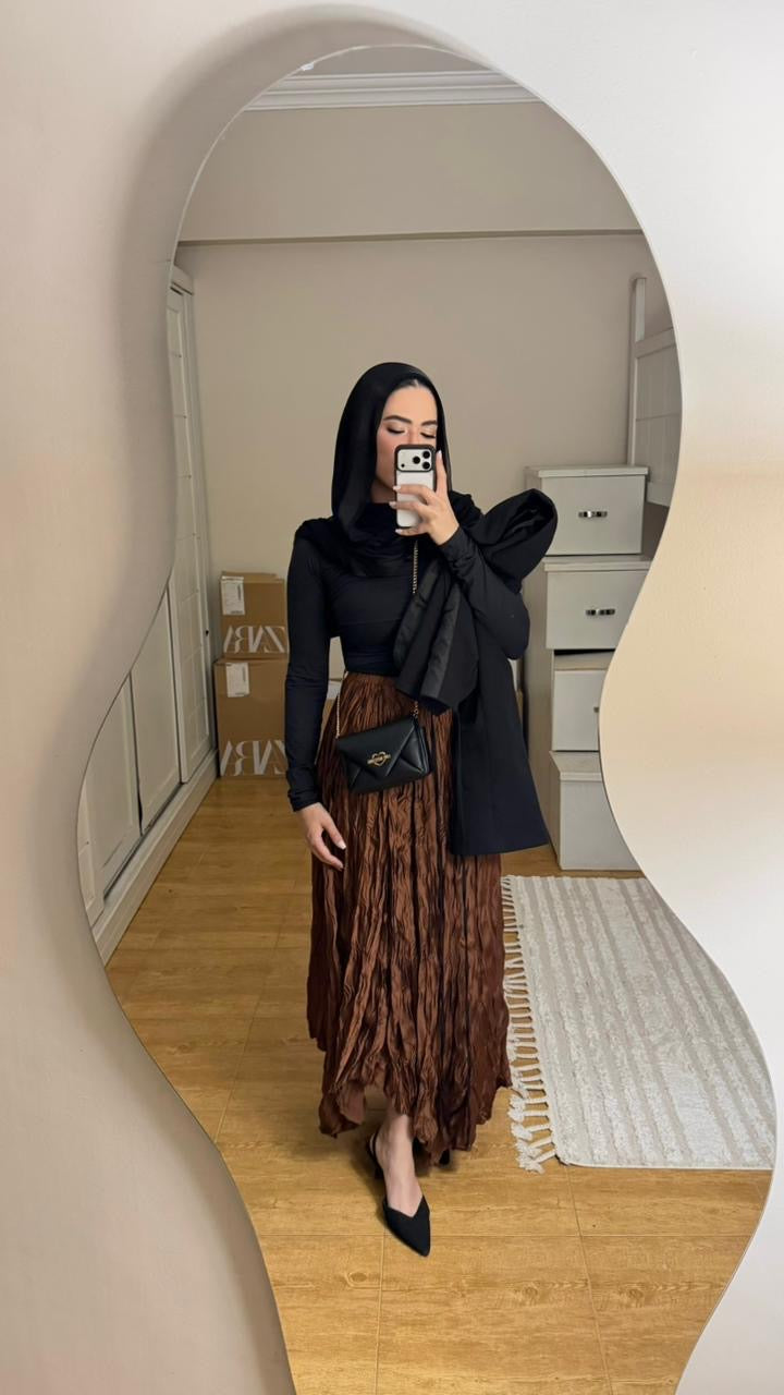 Anne Crushed skirt in Brown