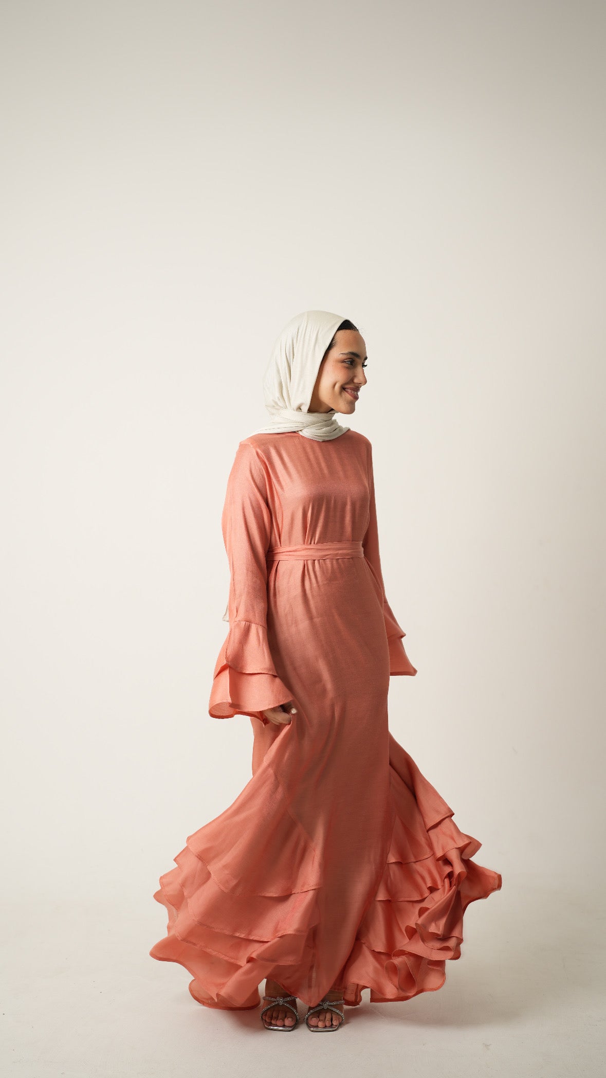 Ruby ruffles dress in peachy