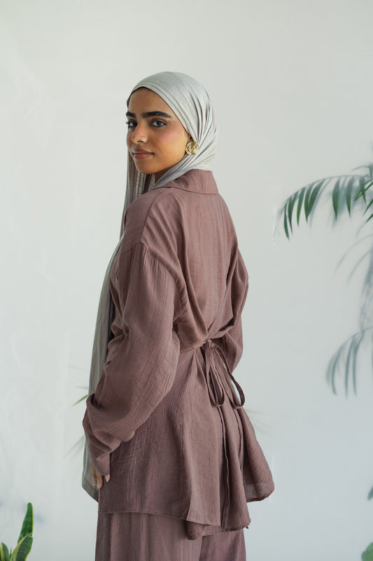 Eva set in brown