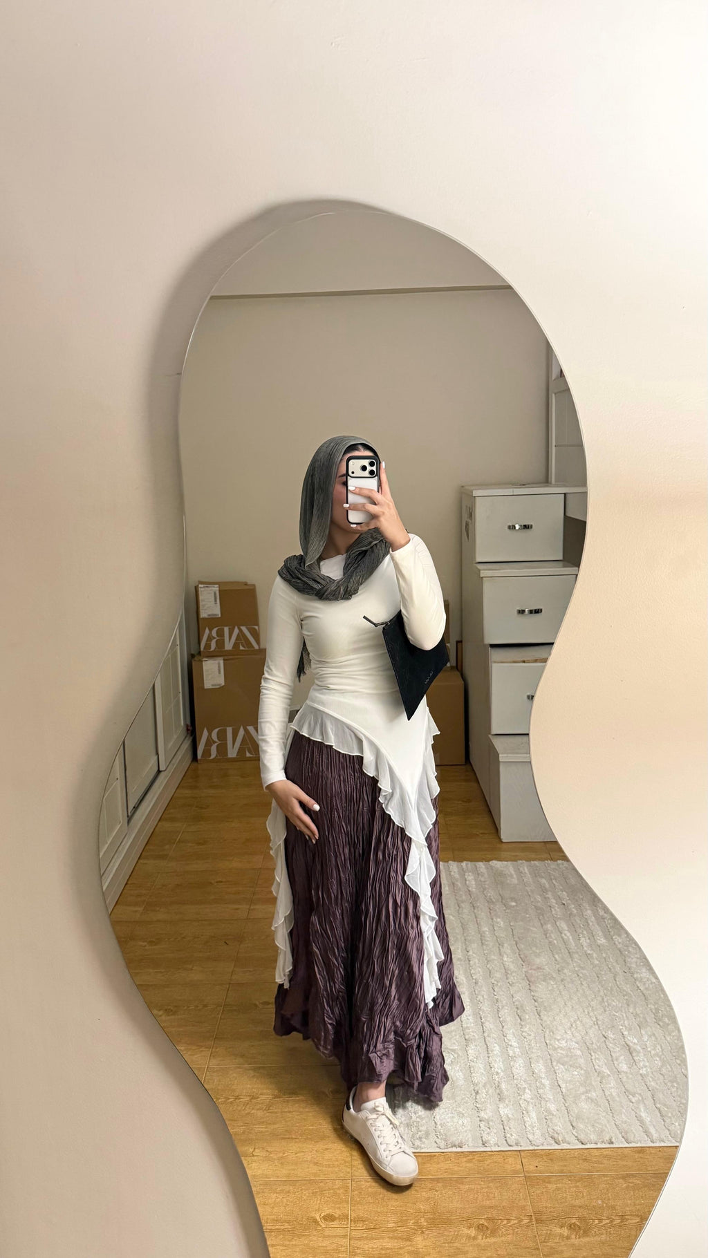 Anne Crushed skirt in Mauve wine