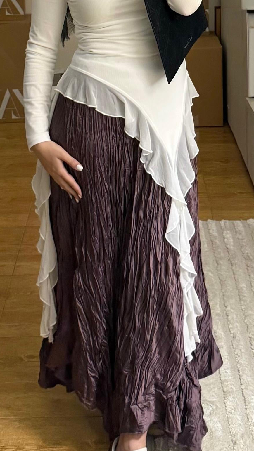 Anne Crushed skirt in Mauve wine