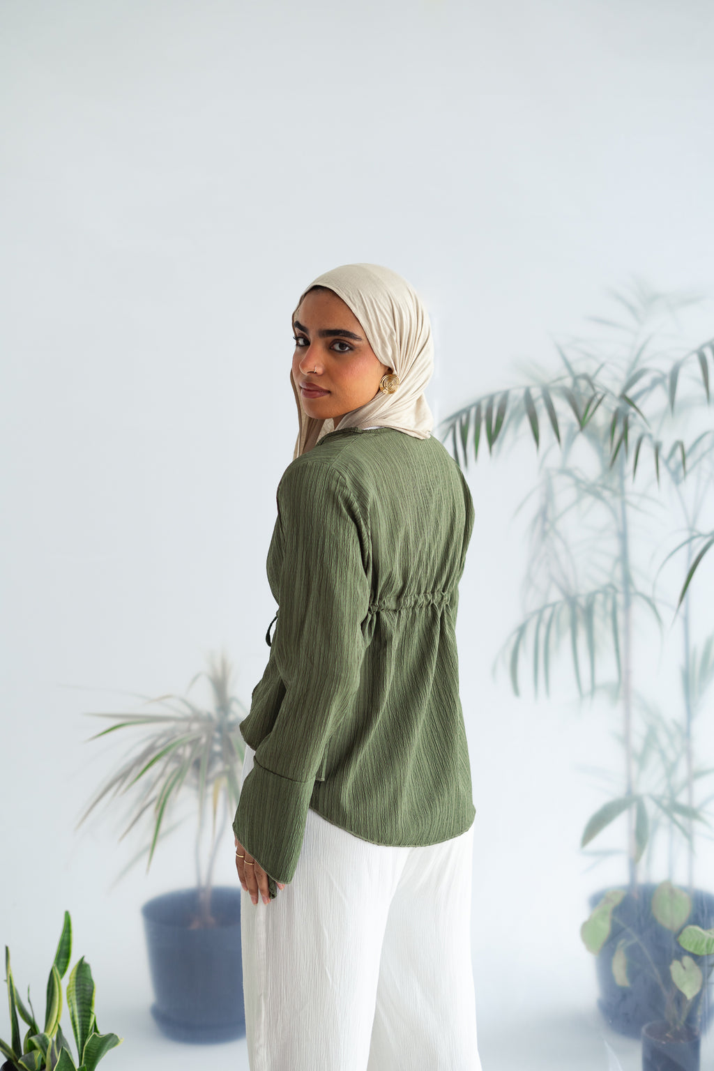 Short celine top in olive