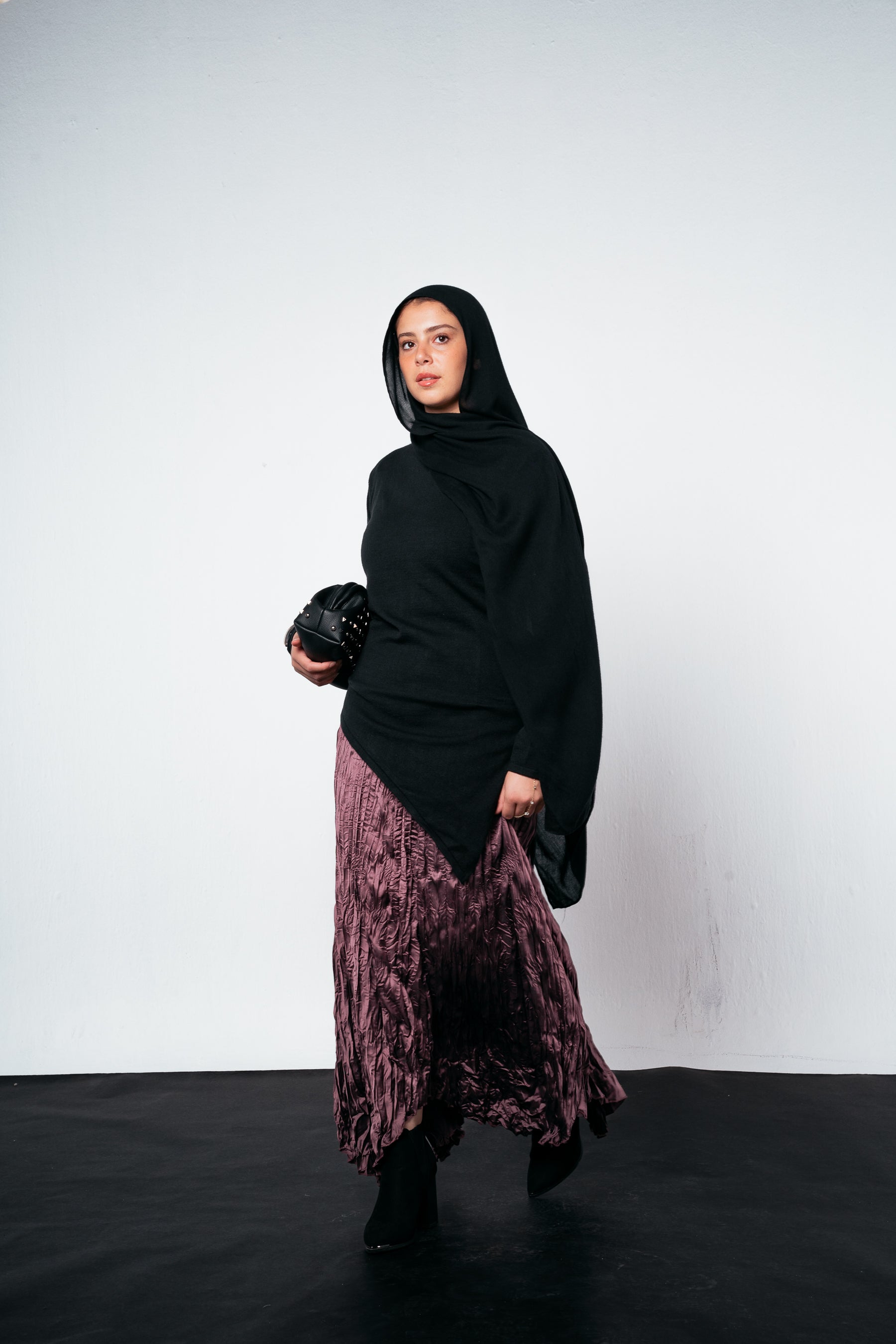 Anne Crushed skirt in Mauve wine