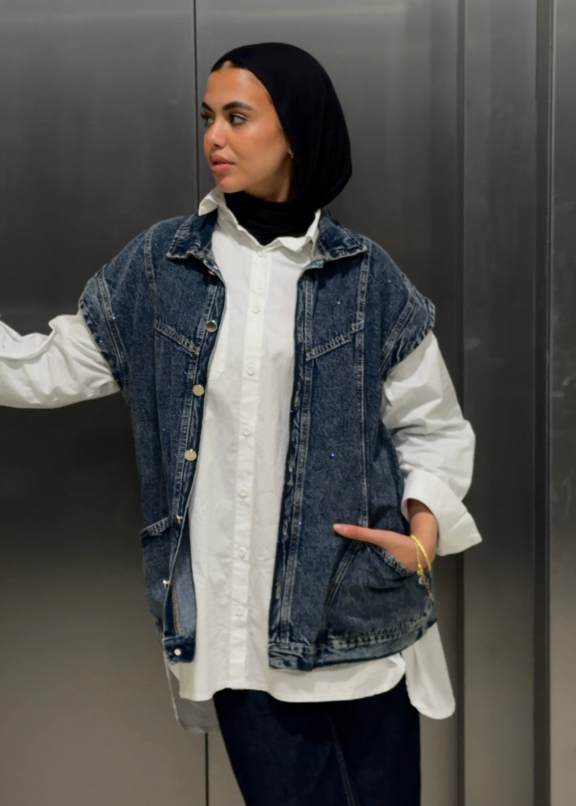 STUDDED Denim Vest in Dark blue