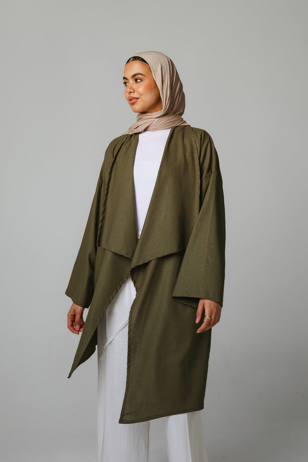 Main Bloom Moment Cardigan in Olive