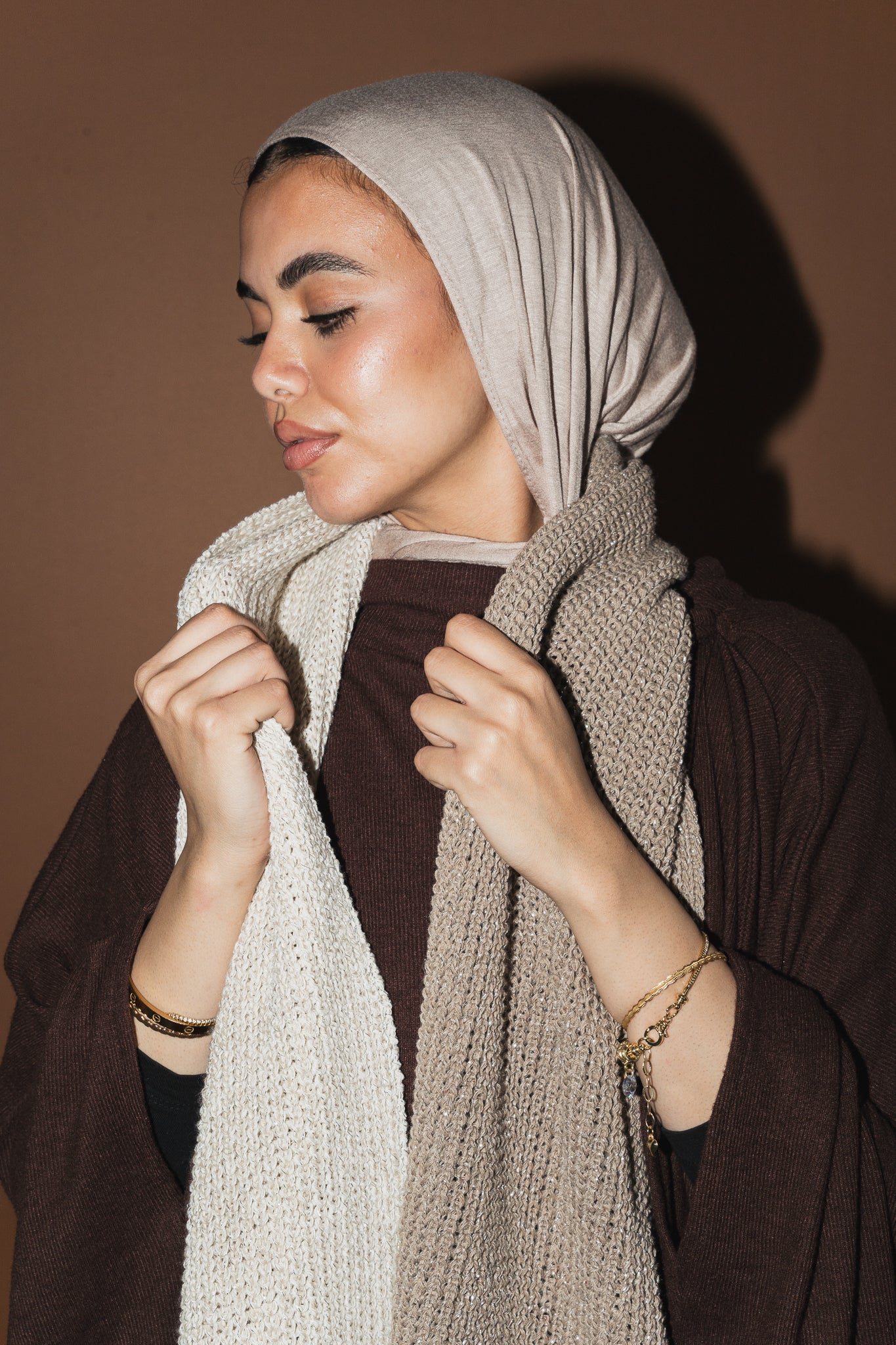 Shimmer Blend Knit Scarf in Cafe x Beige