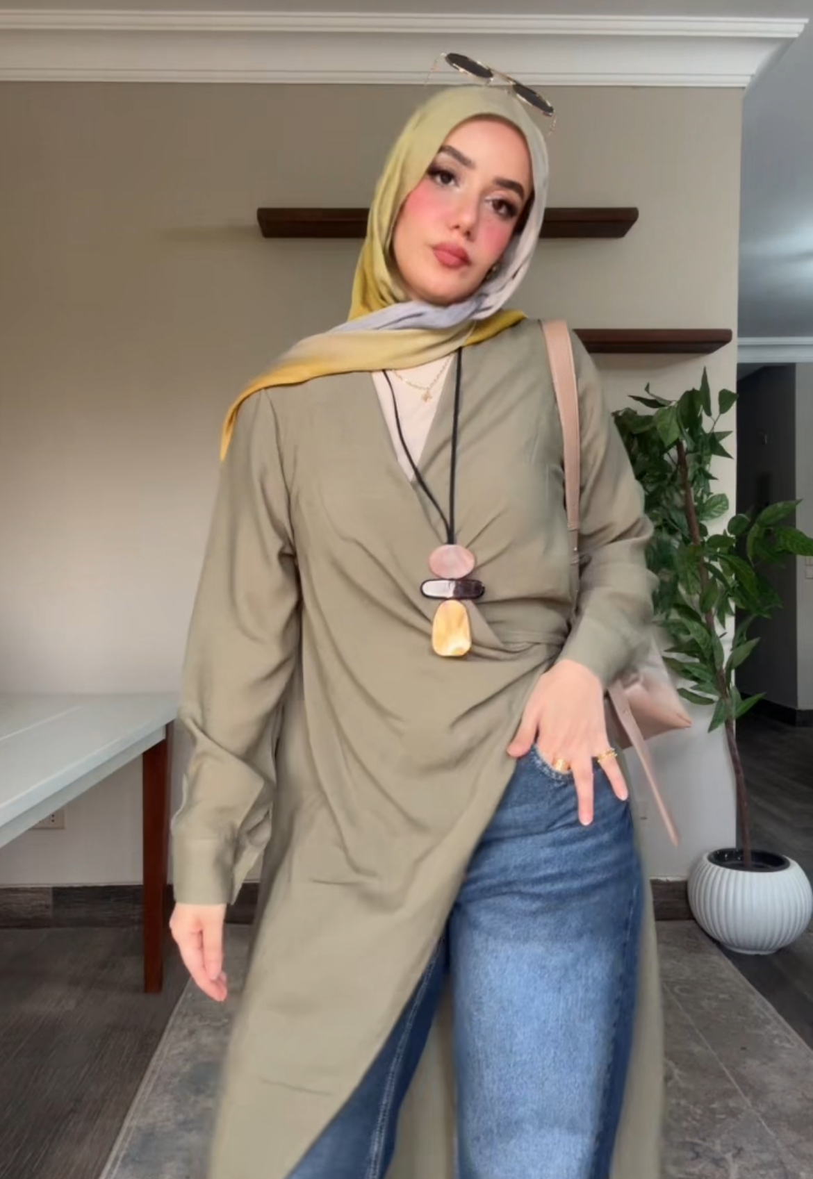 All Around Asymmetric Top in Olive