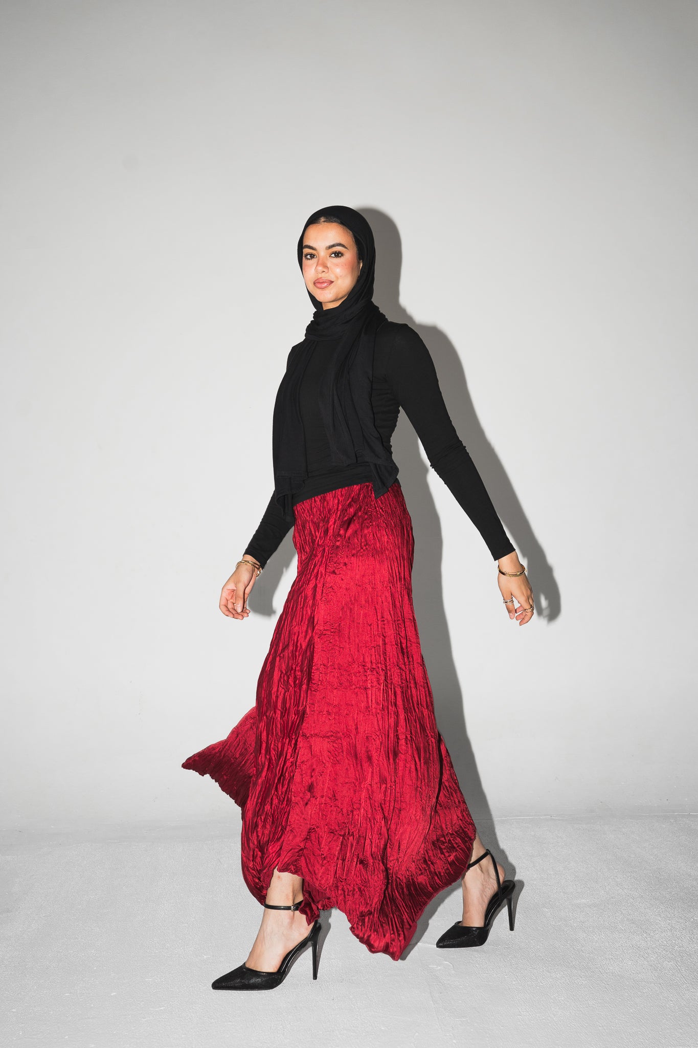 Anne Crushed skirt in Wine Red