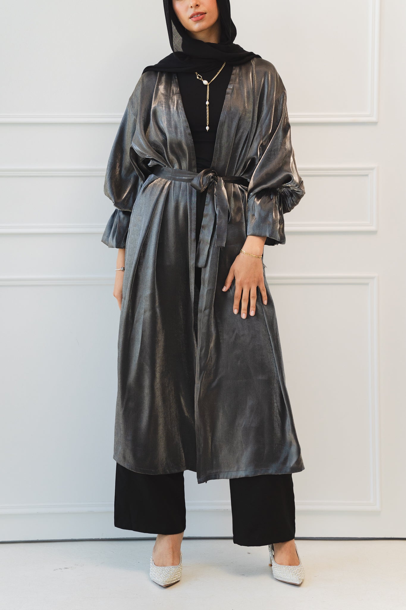 Layal shimmery kimono in Silver