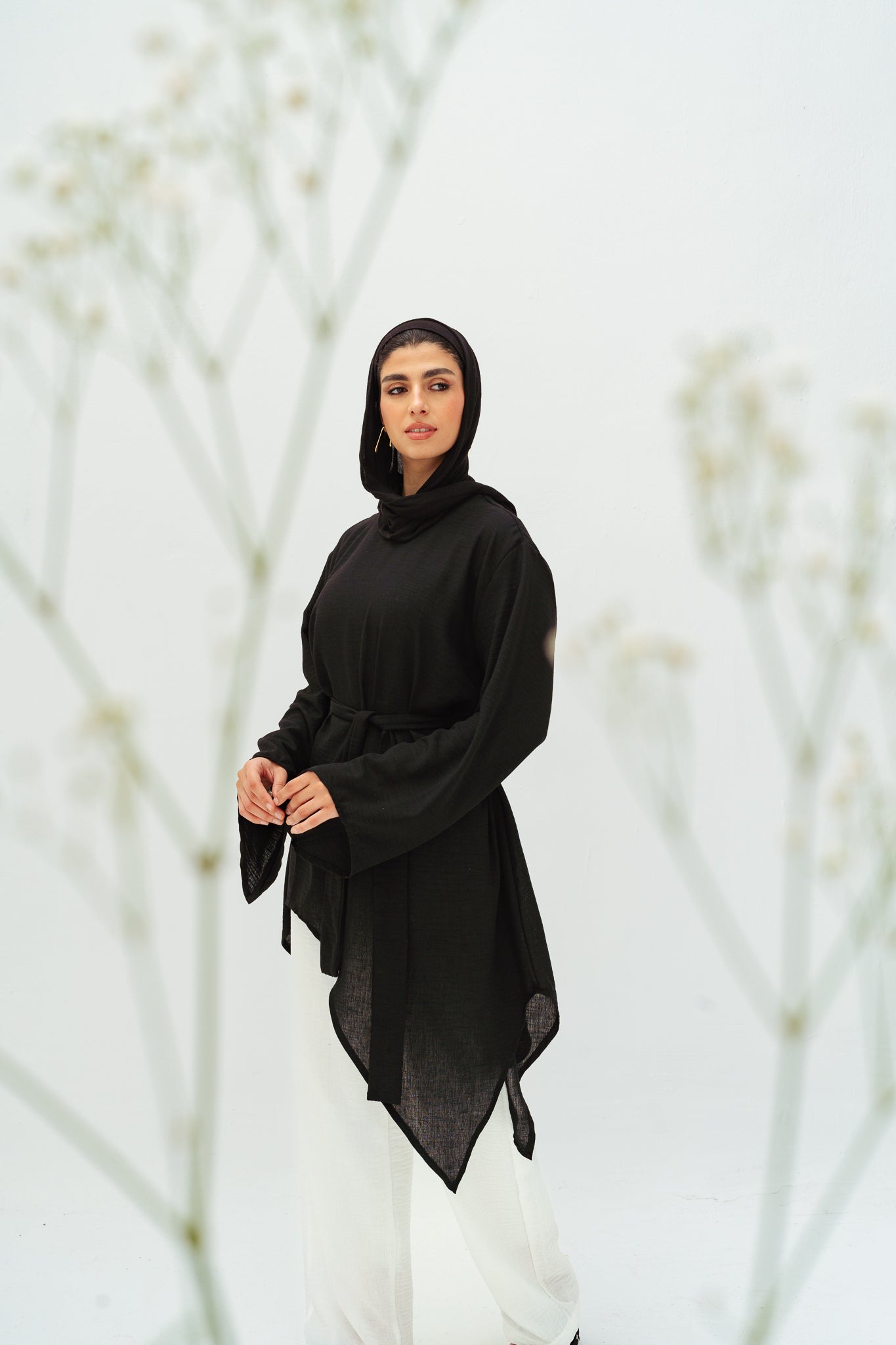 Ella asymmetric top in Black