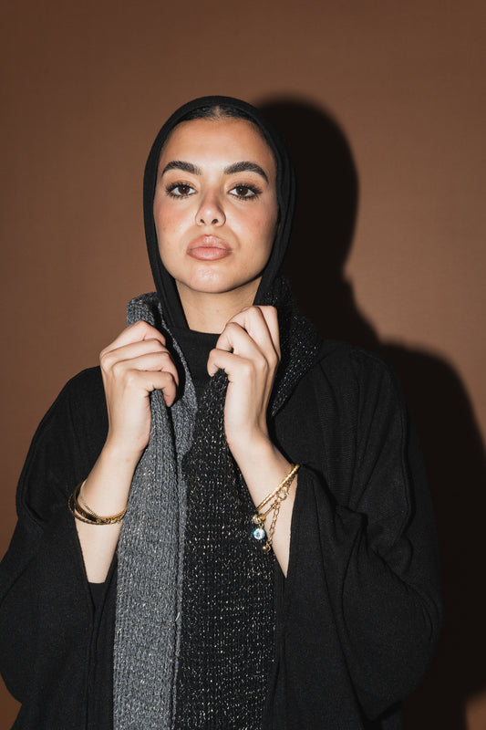 Shimmer Blend Knit Scarf in Black x Grey