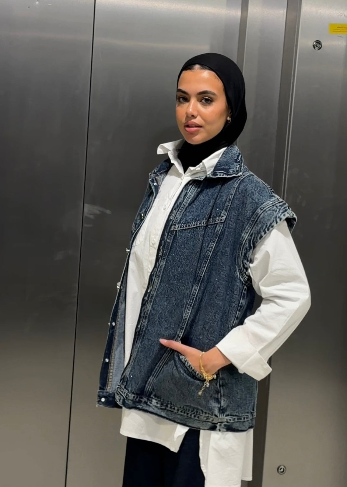 STUDDED Denim Vest in Dark blue