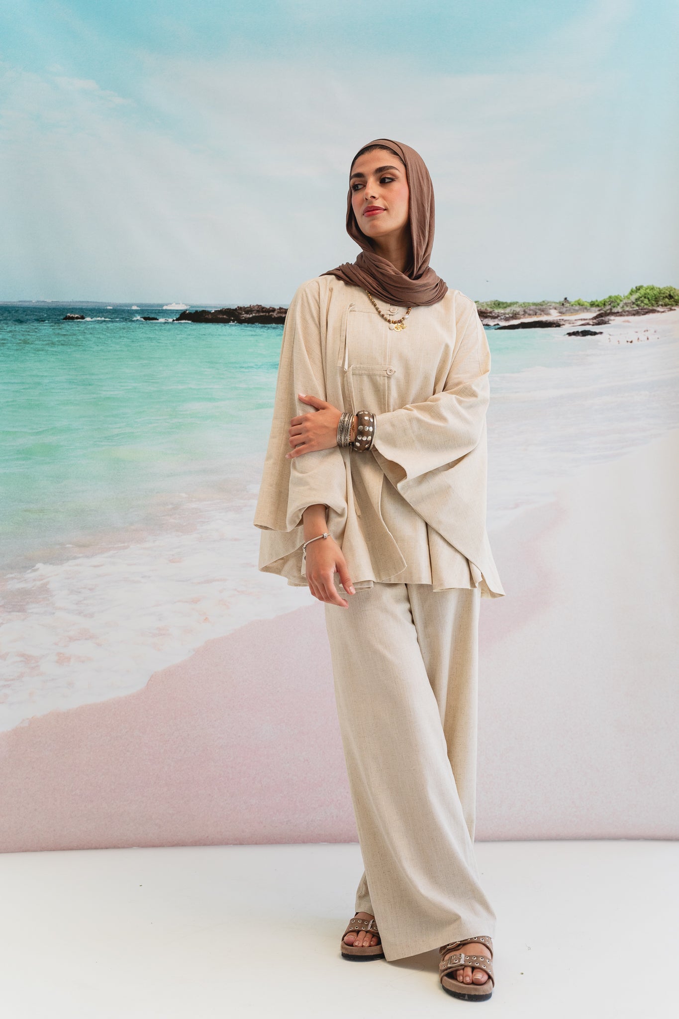 Golden Sands set in Beige