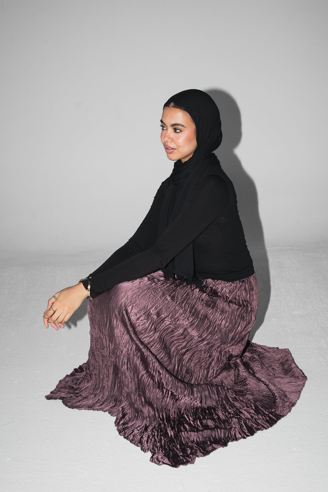 Anne Crushed skirt in Mauve wine