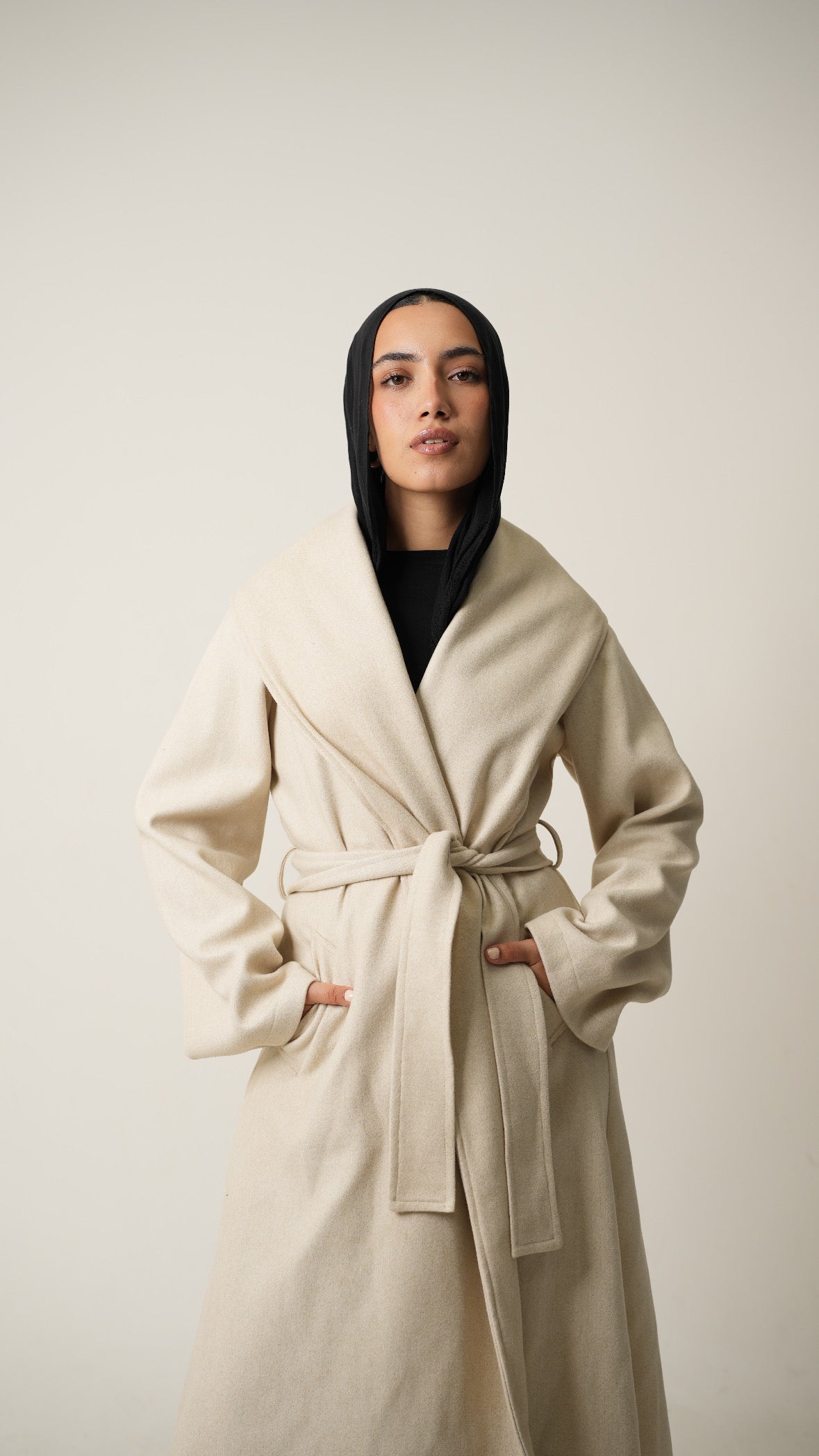 The Round Up Coat in creme