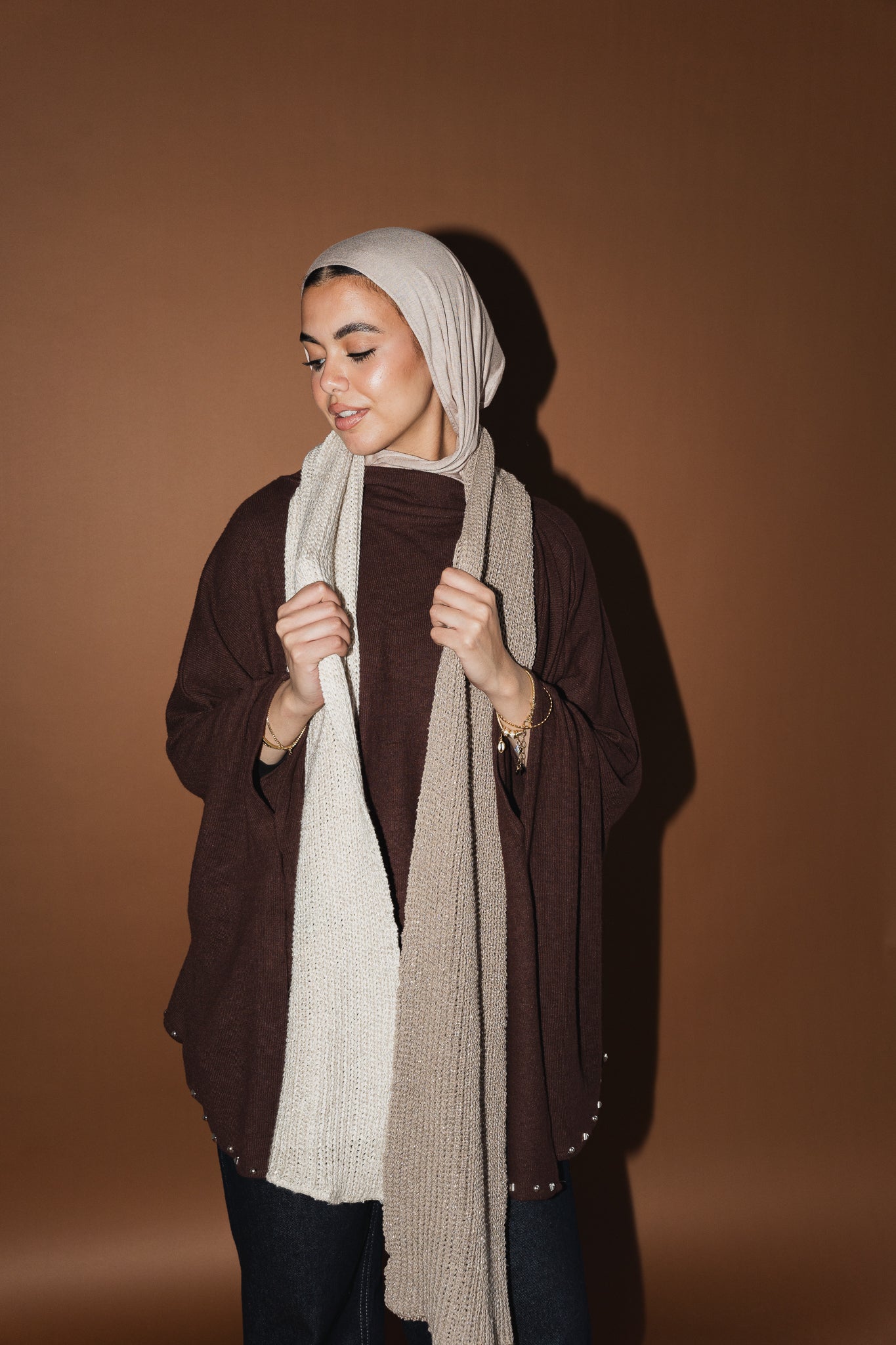 Shimmer Blend Knit Scarf in Cafe x Beige