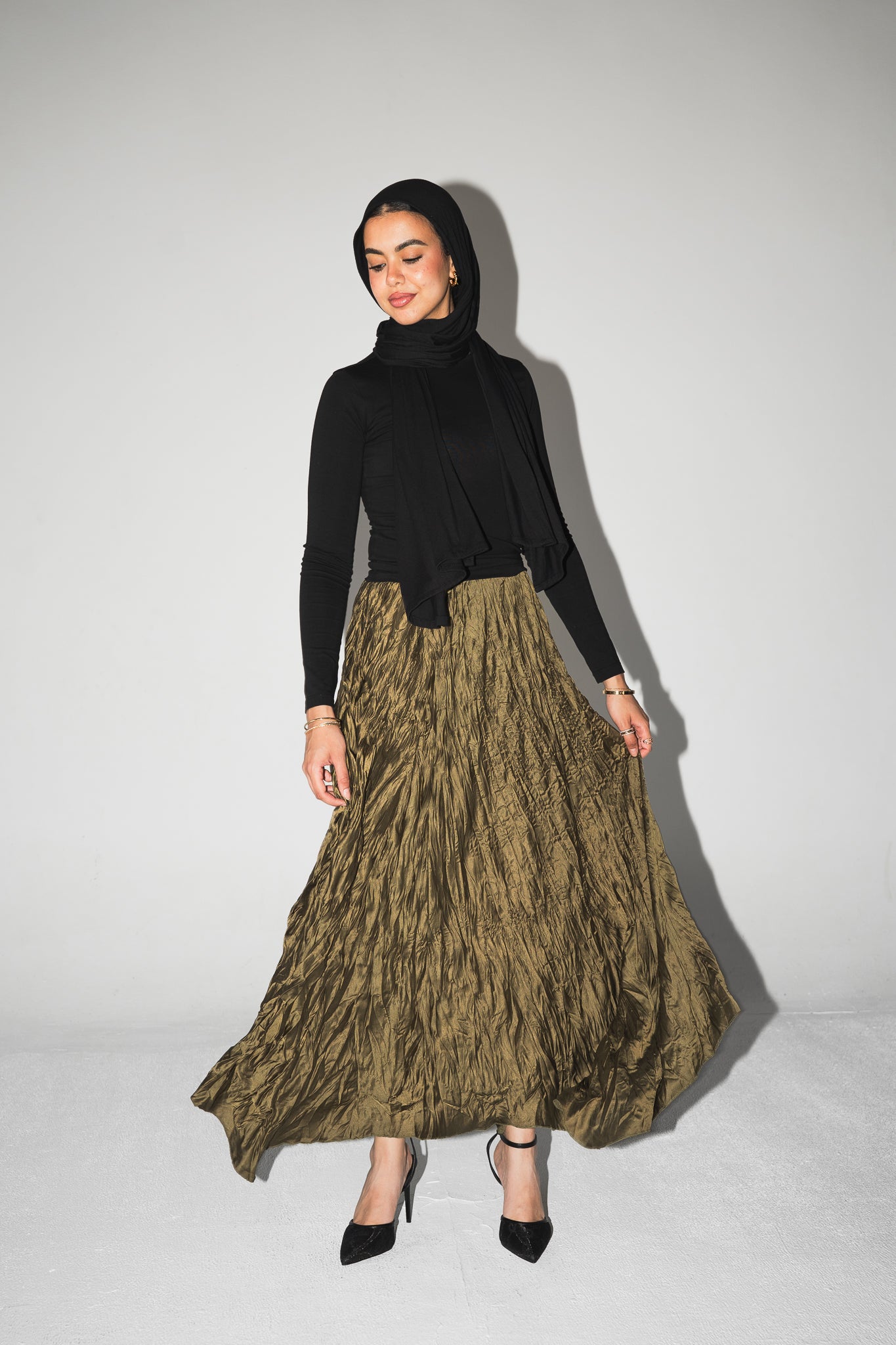(PRE ORDER 5-7 days)Anne Crushed skirt in Olive