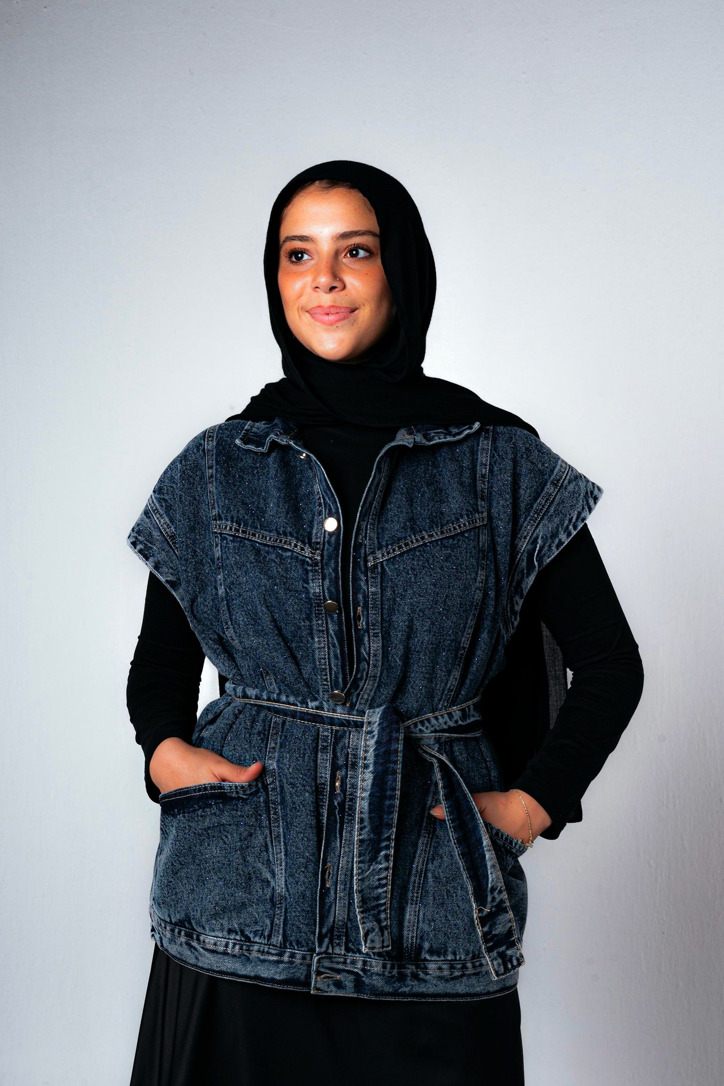 STUDDED Denim Vest in Dark blue